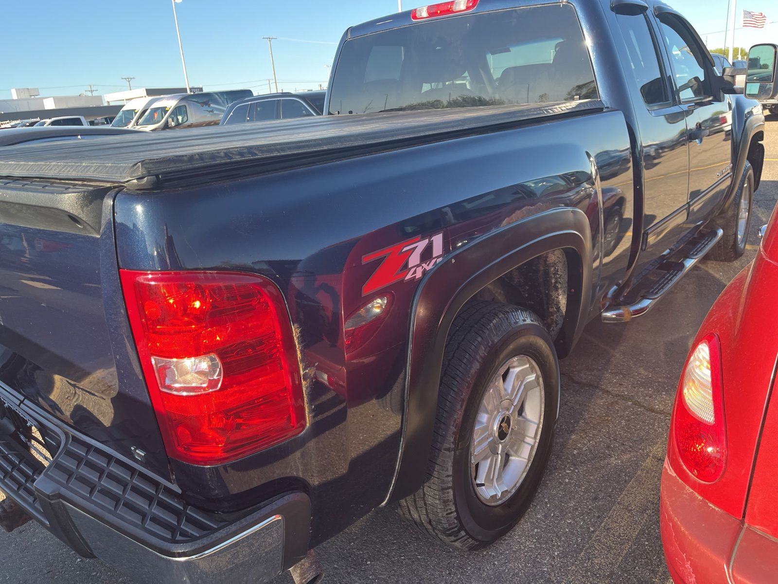 Thumbnail: 2010 Chevrolet Silverado 1500 - 13