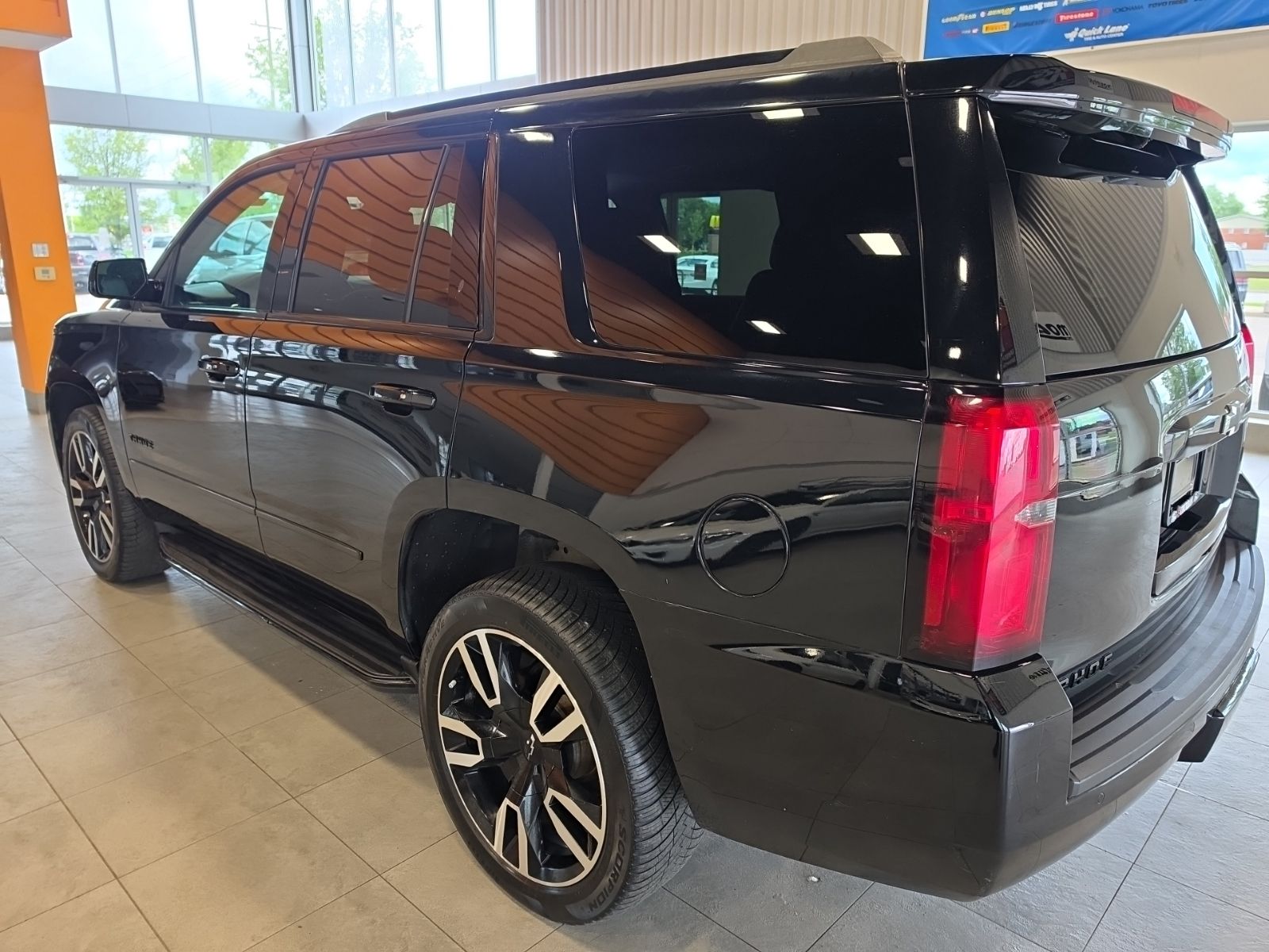 Thumbnail: 2020 Chevrolet Tahoe - 11