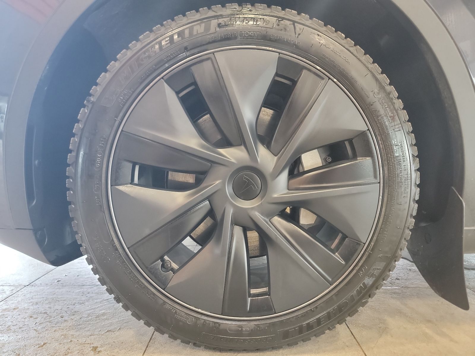 Thumbnail: 2025 Tesla Model Y - 12