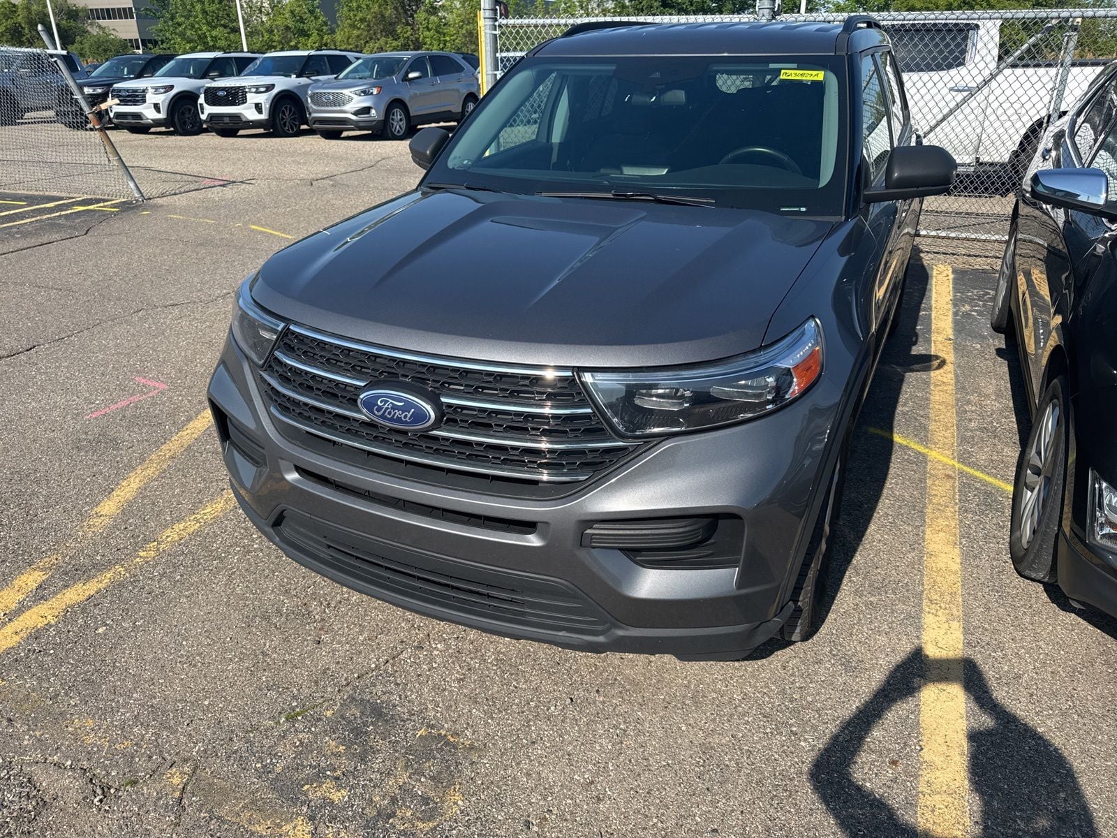 2023 Ford Explorer XLT 4WD's photo