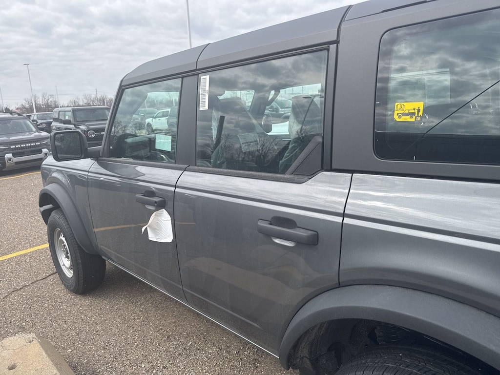 New 2026 Ford Bronco Base SUV