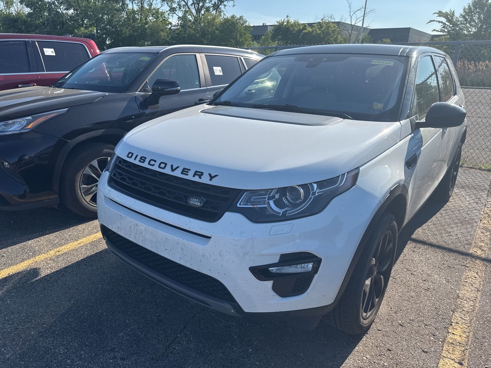 Thumbnail: 2019 Land Rover Discovery Sport - 27