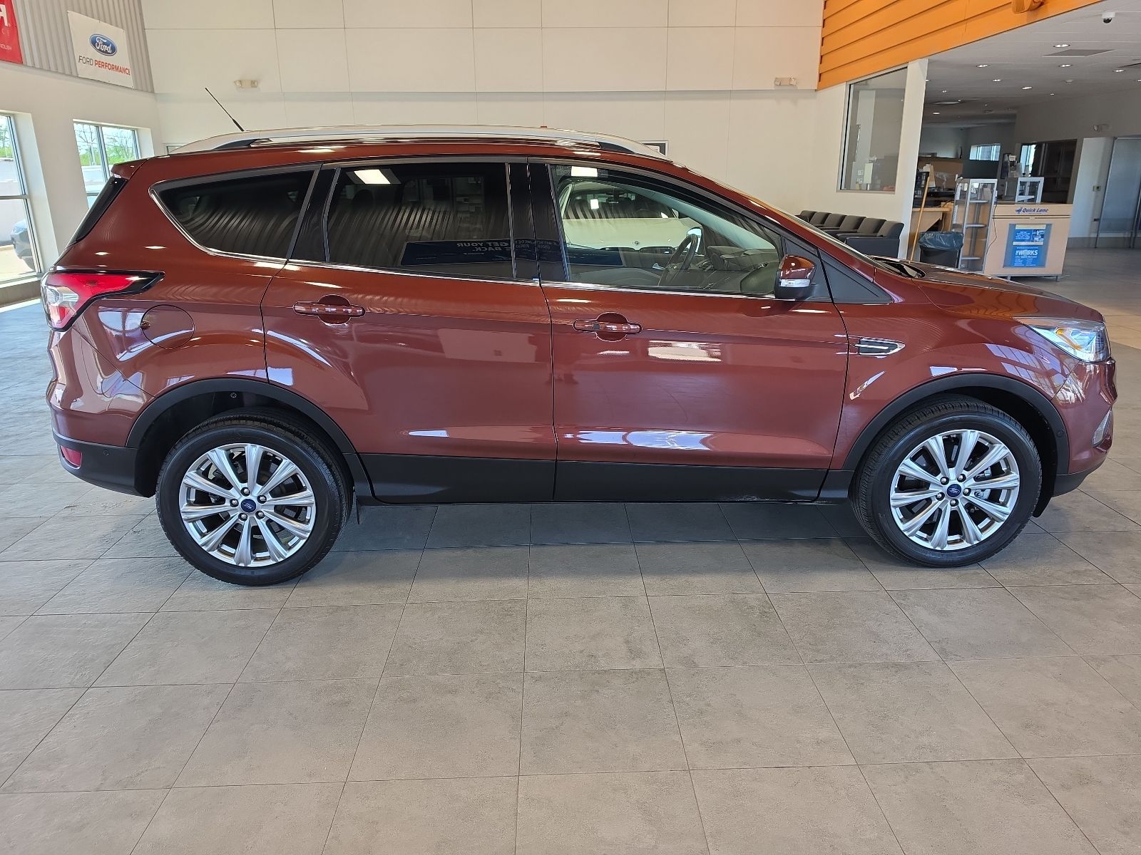 Thumbnail: 2018 Ford Escape - 6