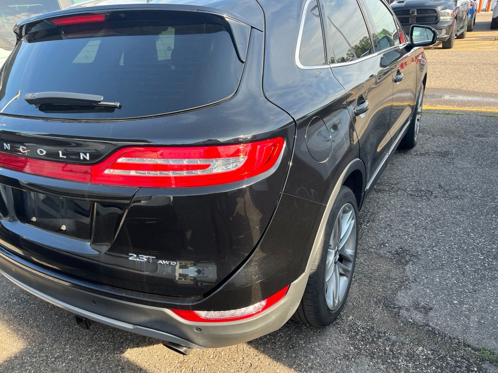 Thumbnail: 2017 Lincoln MKC - 13