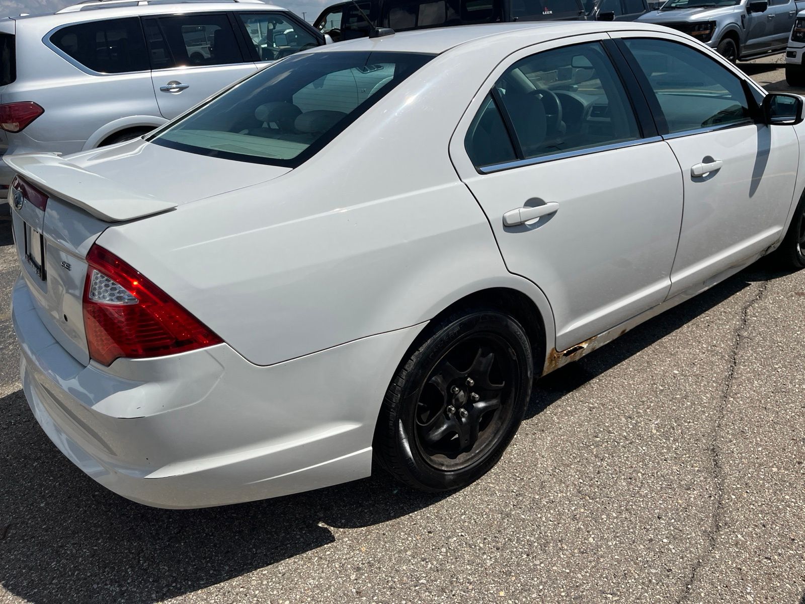 Thumbnail: 2010 Ford Fusion - 14