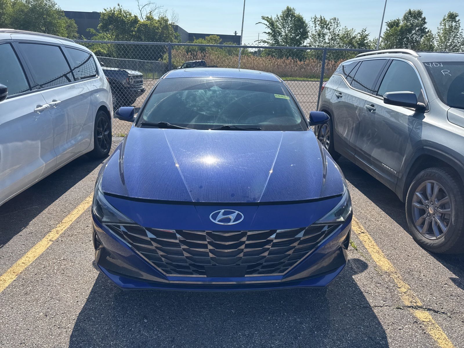 Thumbnail: 2023 Hyundai Elantra - 4
