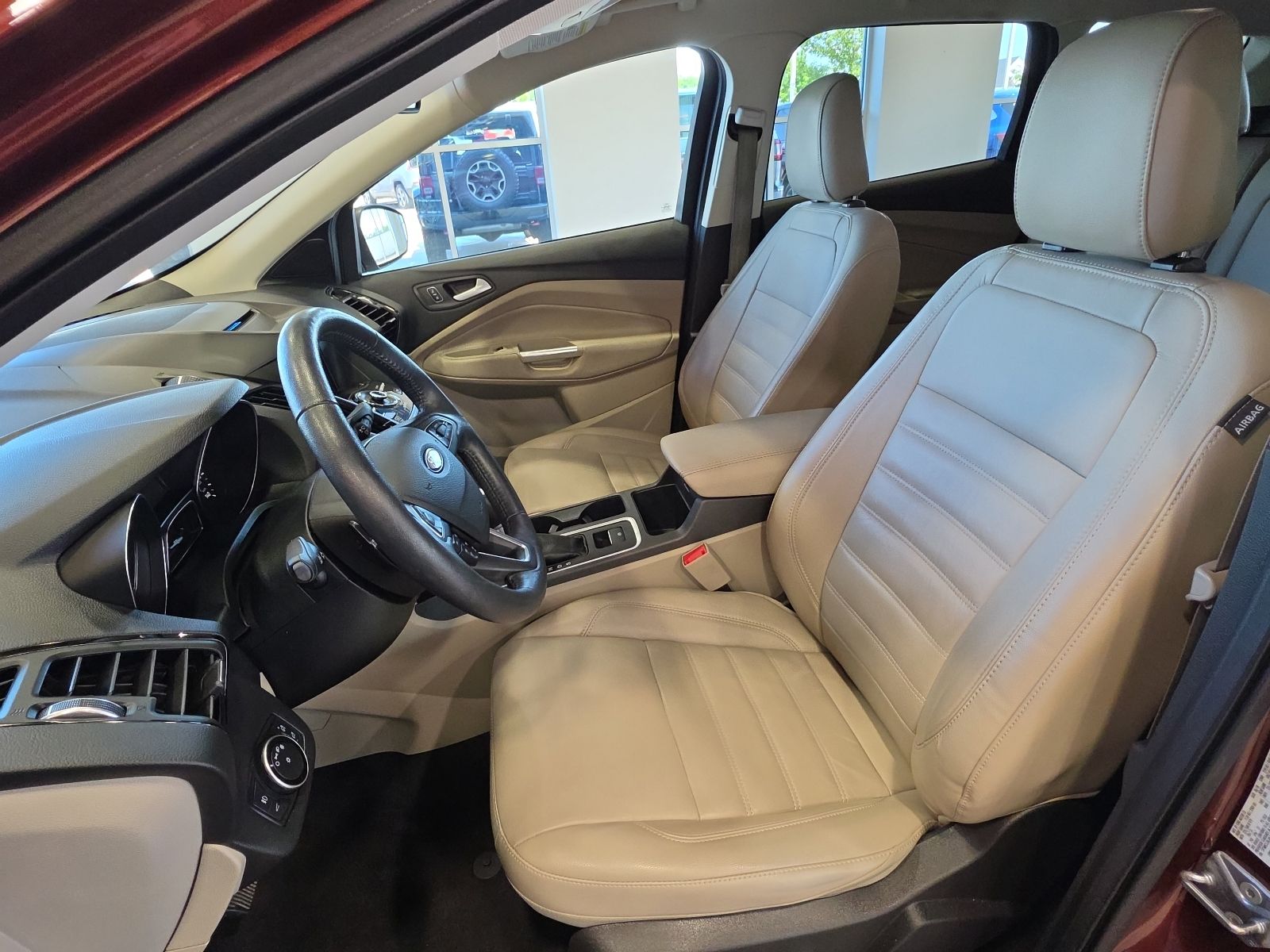 Thumbnail: 2018 Ford Escape - 14