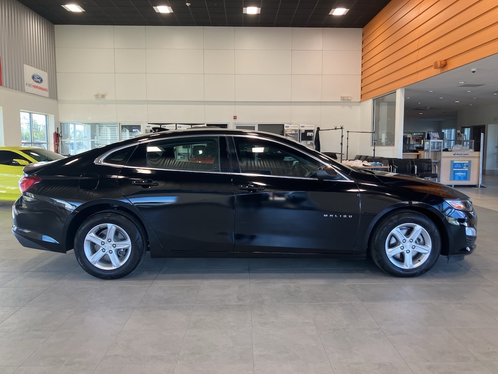 Used 2022 Chevrolet Malibu LT Sedan