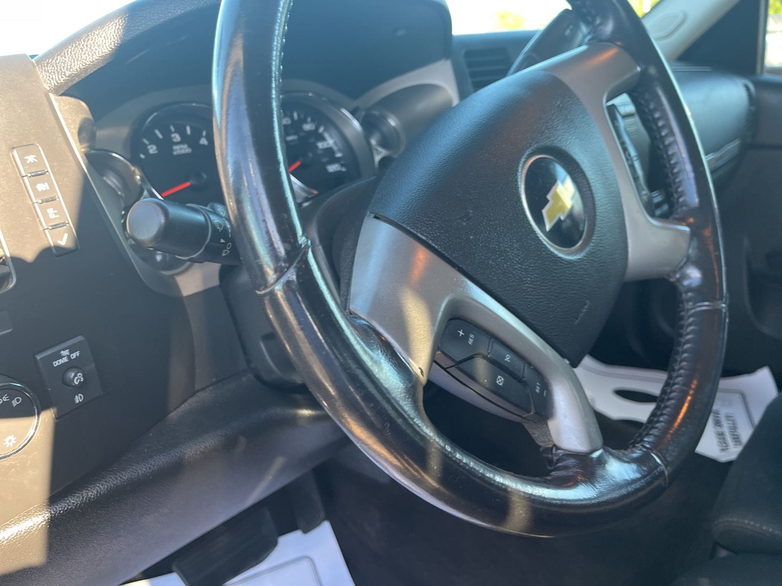 Thumbnail: 2010 Chevrolet Silverado 1500 - 25