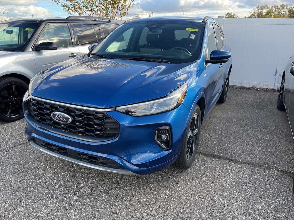 Used 2023 Ford Escape ST-Line Elite SUV