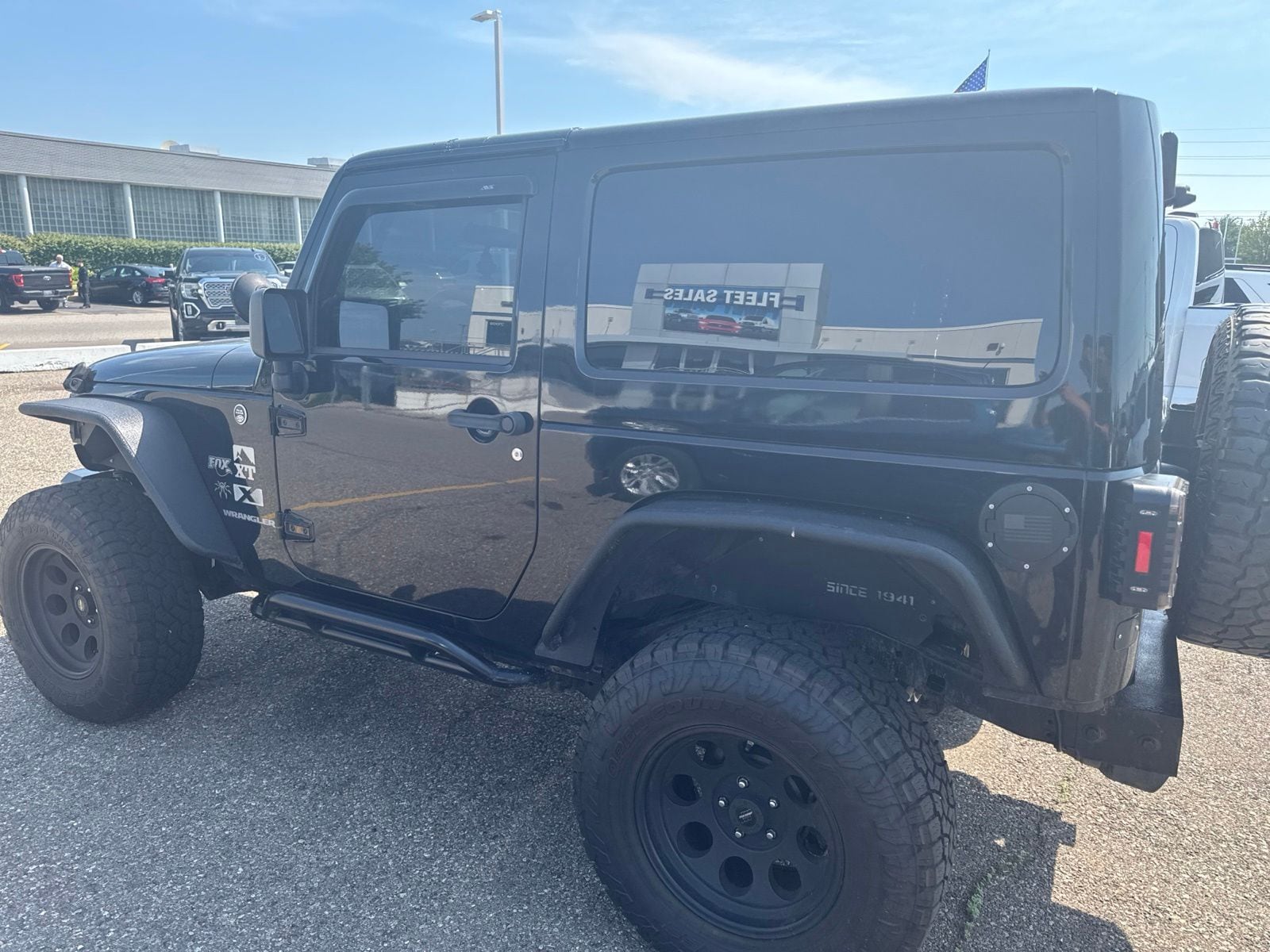 Thumbnail: 2009 Jeep Wrangler - 16
