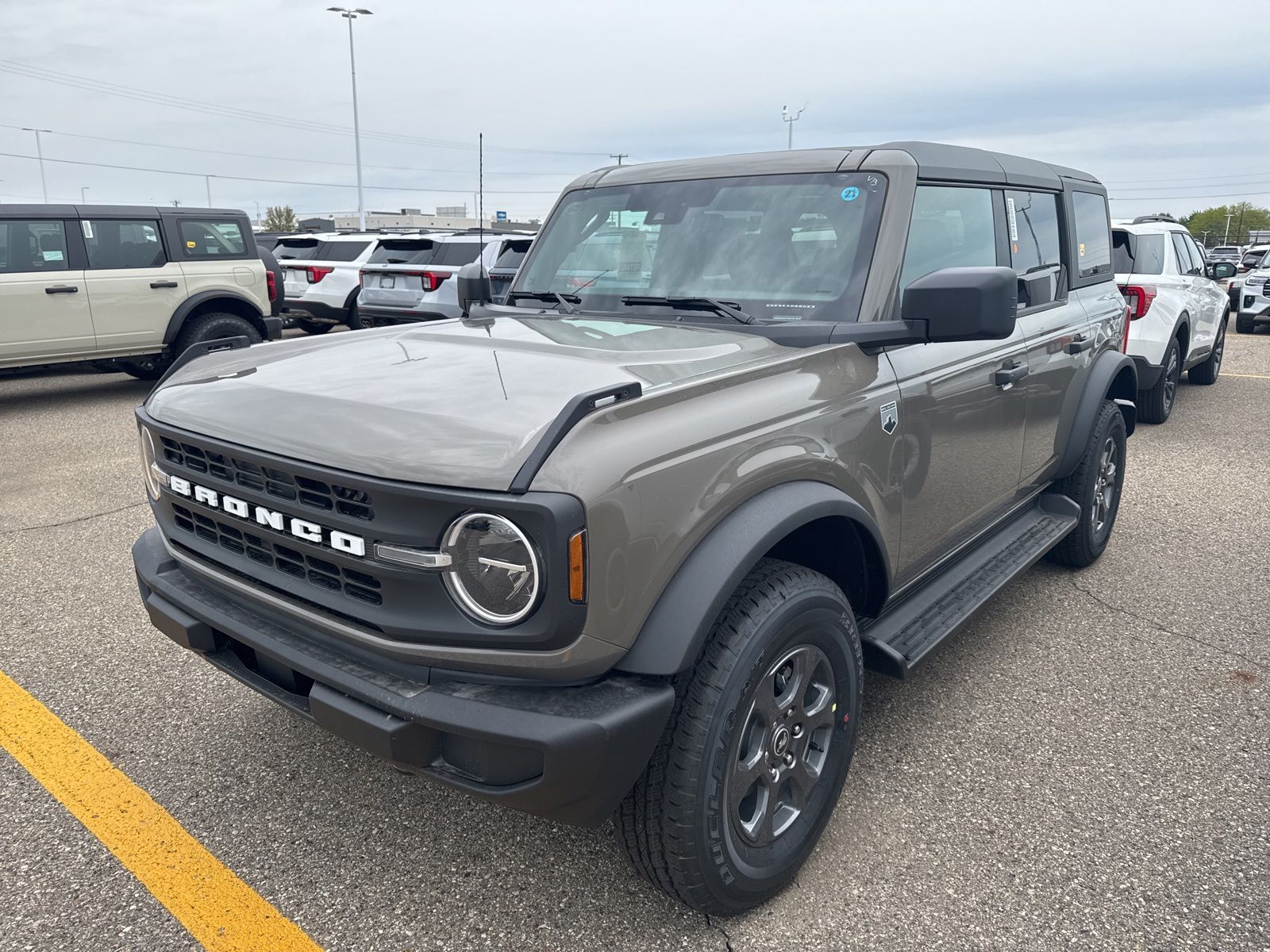 Thumbnail: 2026 Ford Bronco - 2