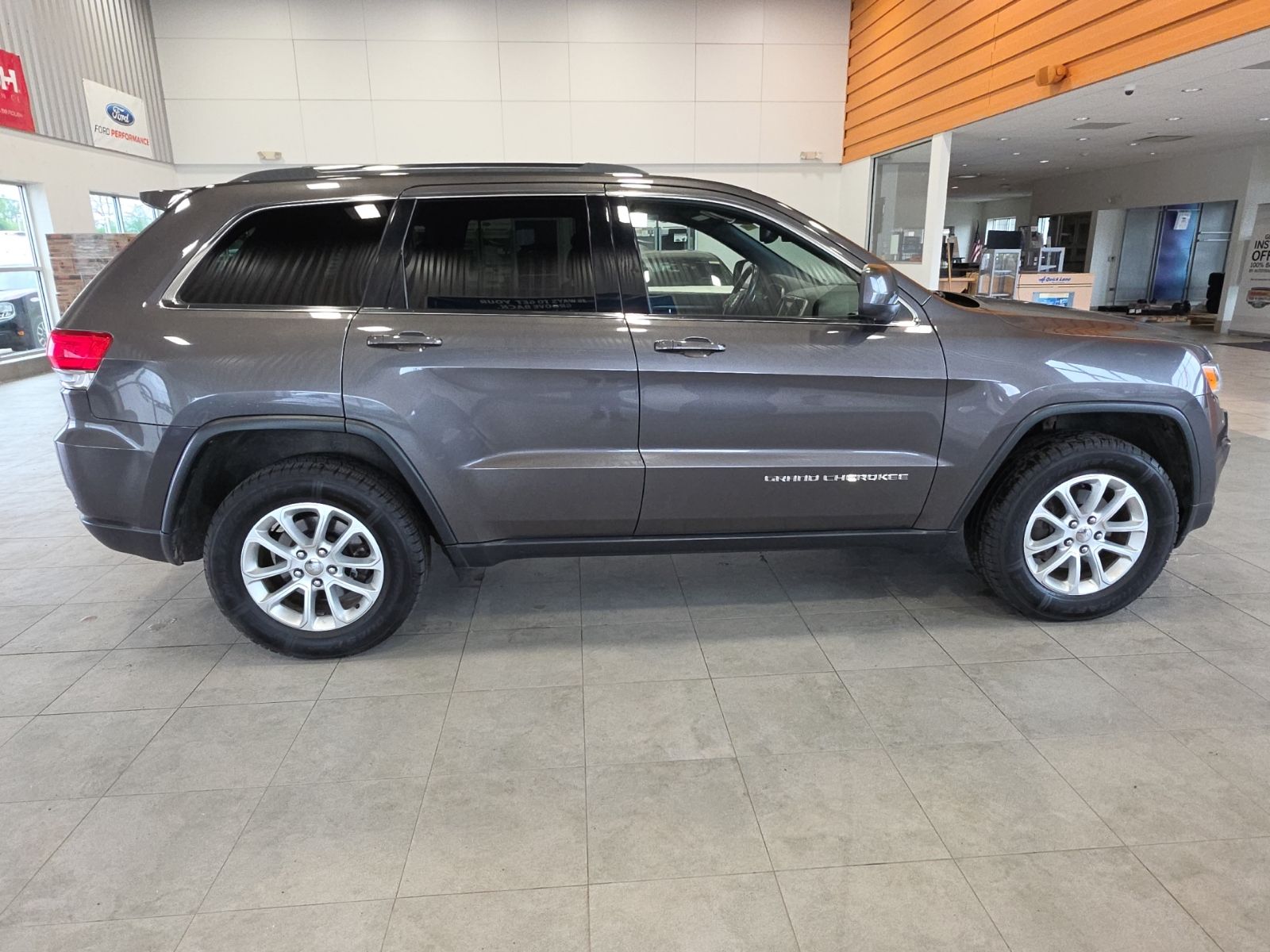 Thumbnail: 2014 Jeep Grand Cherokee - 6