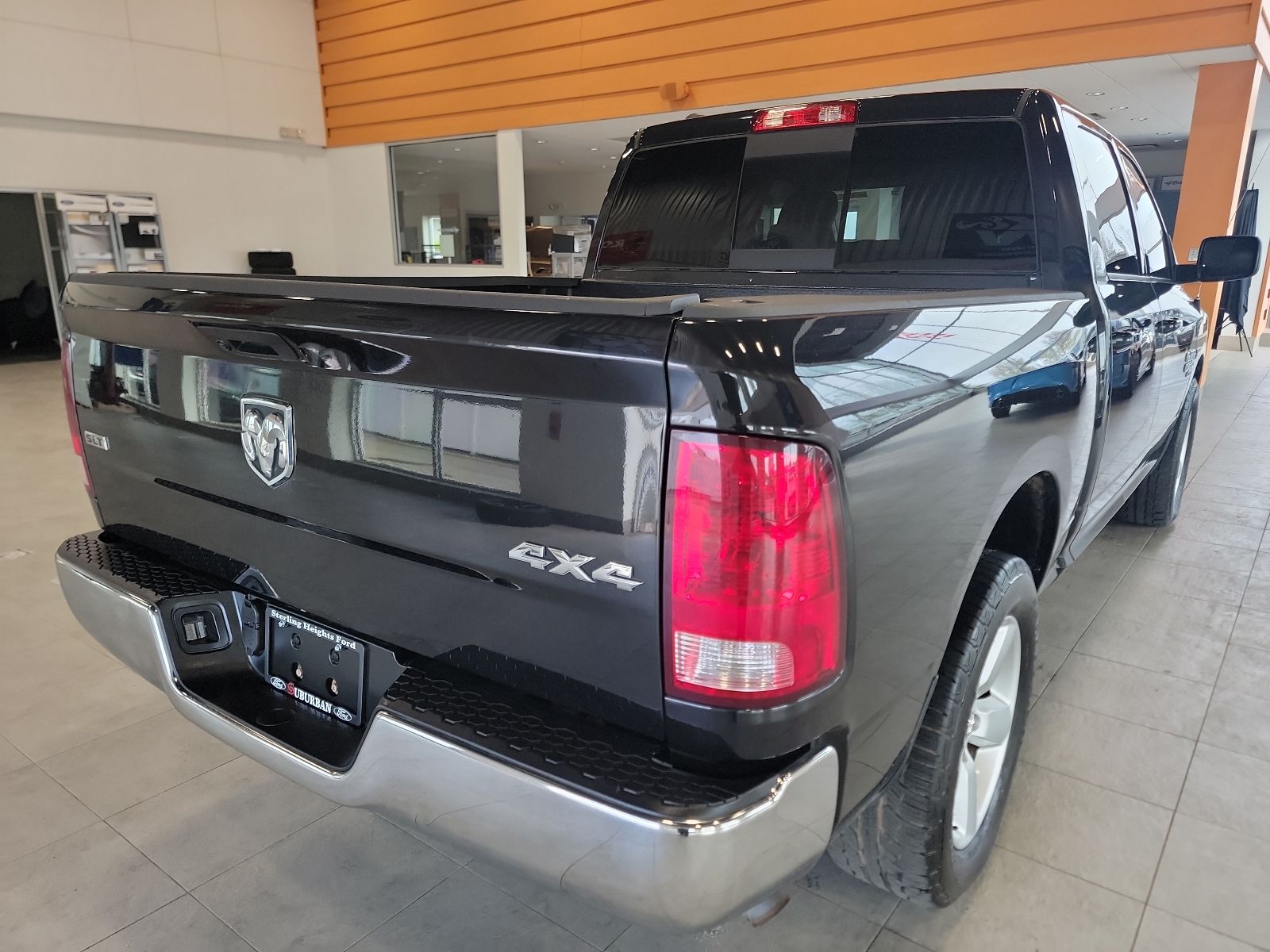 Thumbnail: 2019 RAM 1500 Classic - 9