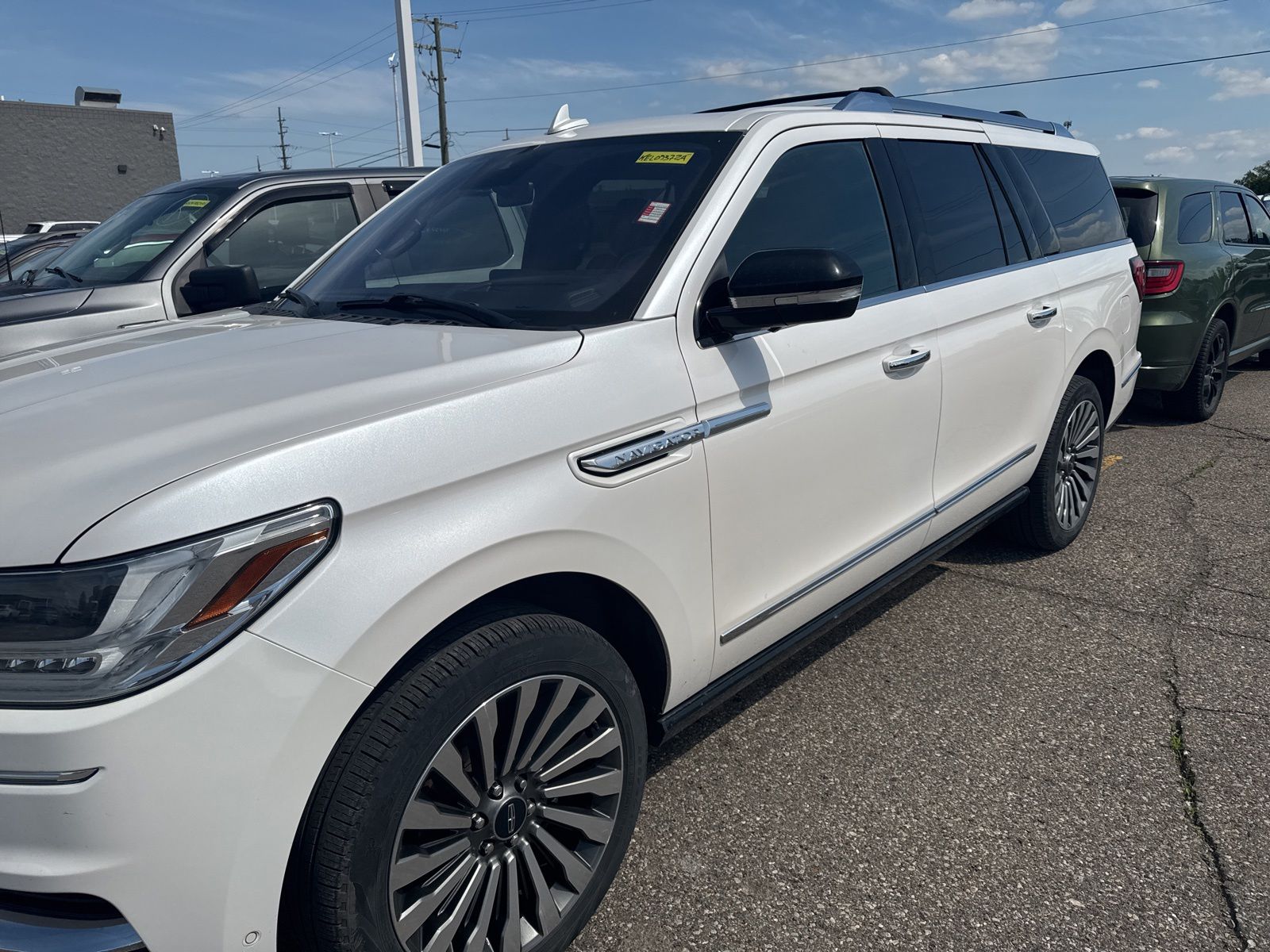 Thumbnail: 2019 Lincoln Navigator L - 23