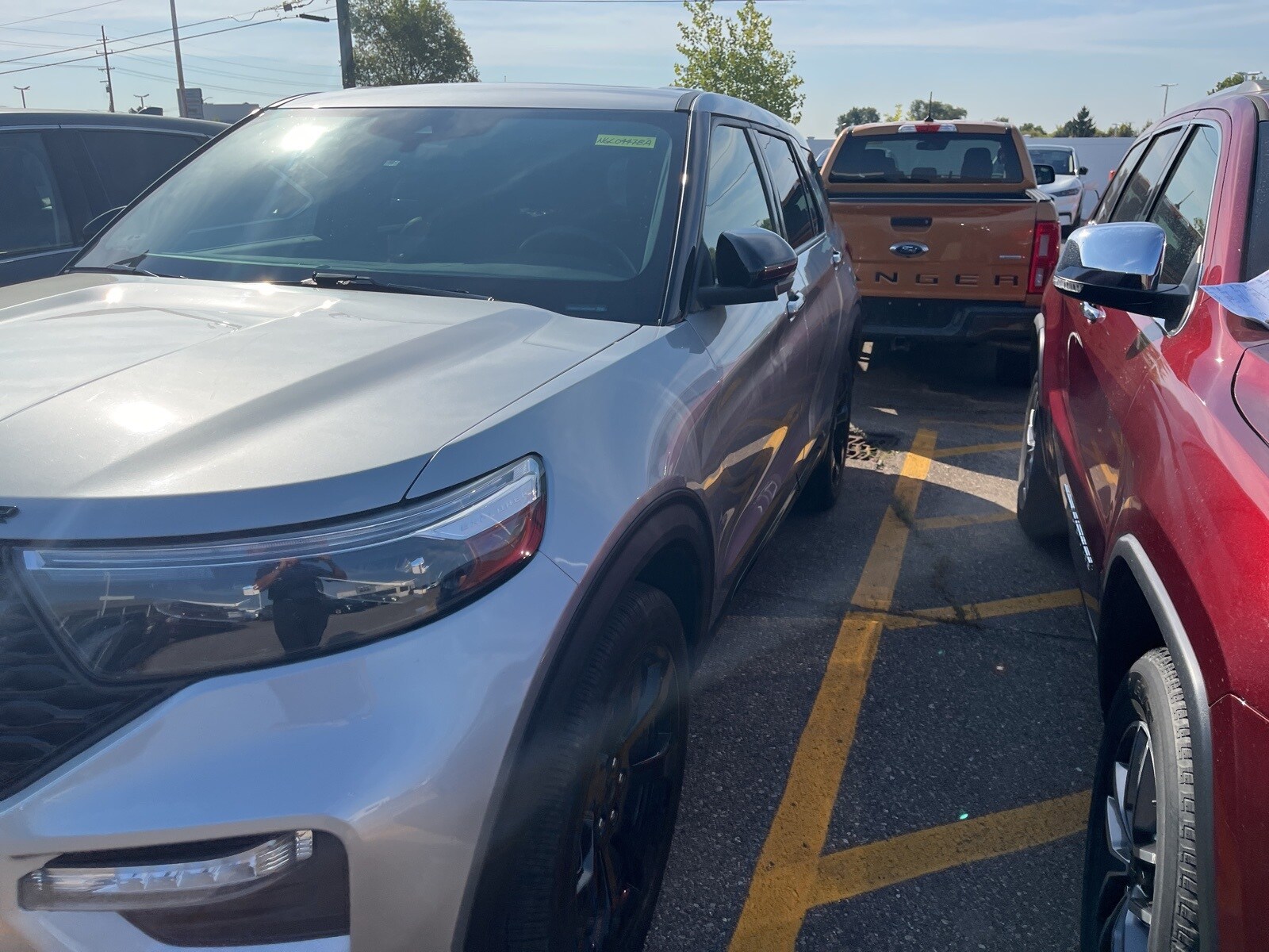 2022 Ford Explorer ST photo 2