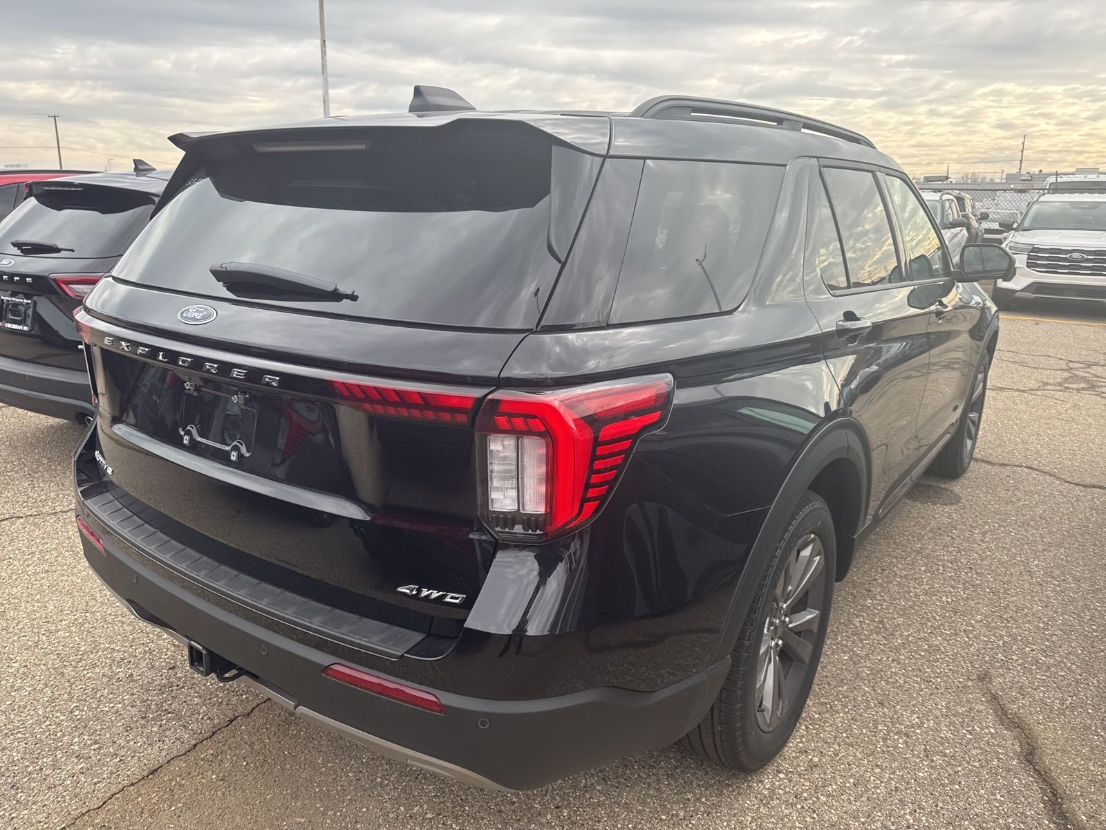 Thumbnail: 2026 Ford Explorer - 9