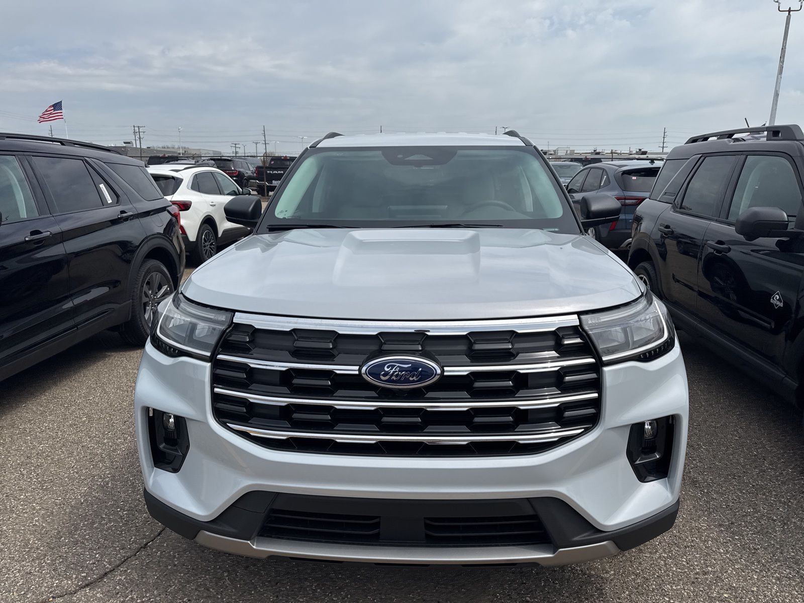 Thumbnail: 2026 Ford Explorer - 3
