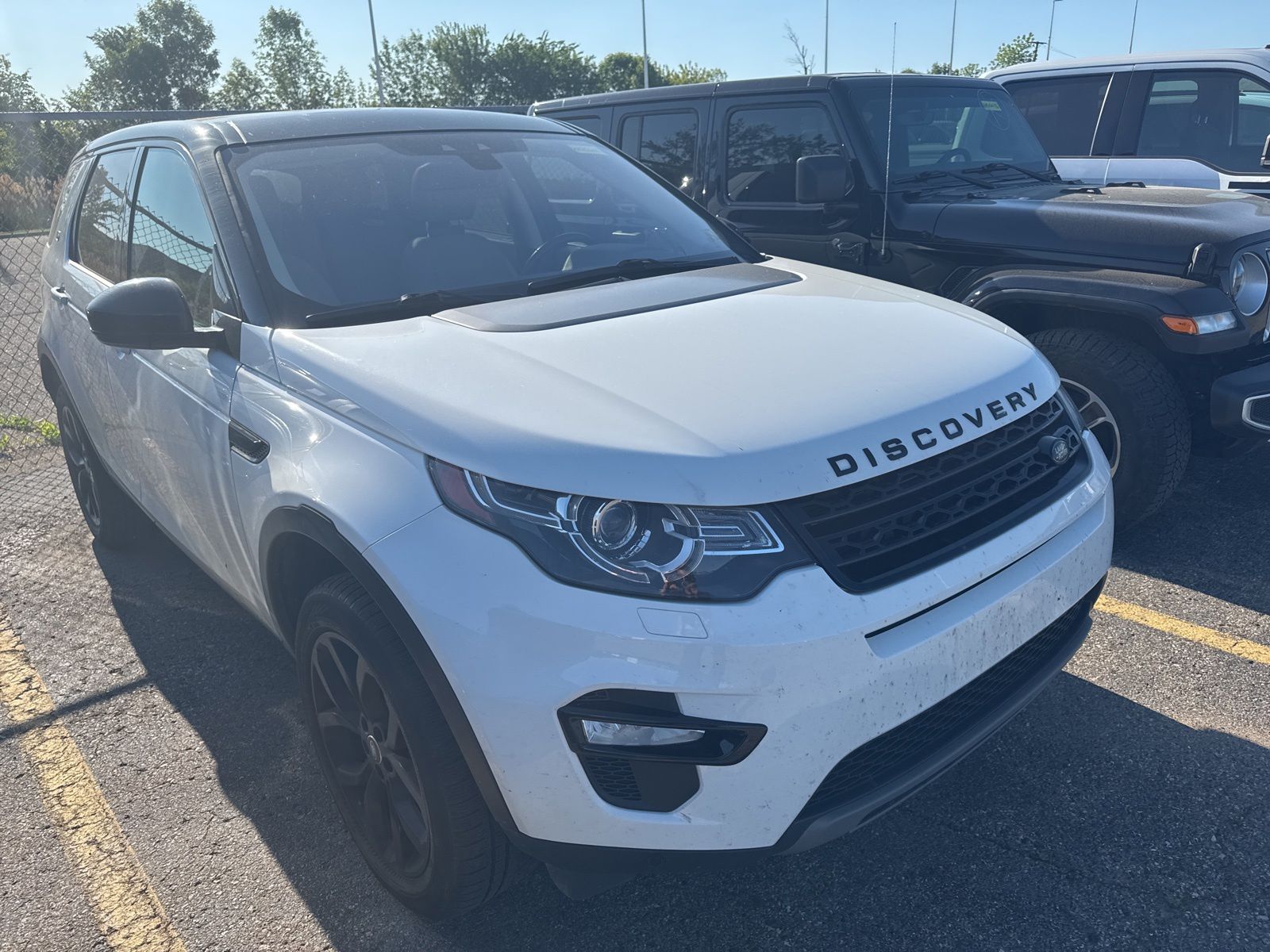Thumbnail: 2019 Land Rover Discovery Sport - 8