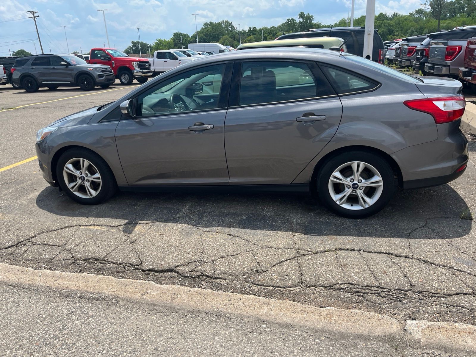 Thumbnail: 2014 Ford Focus - 9
