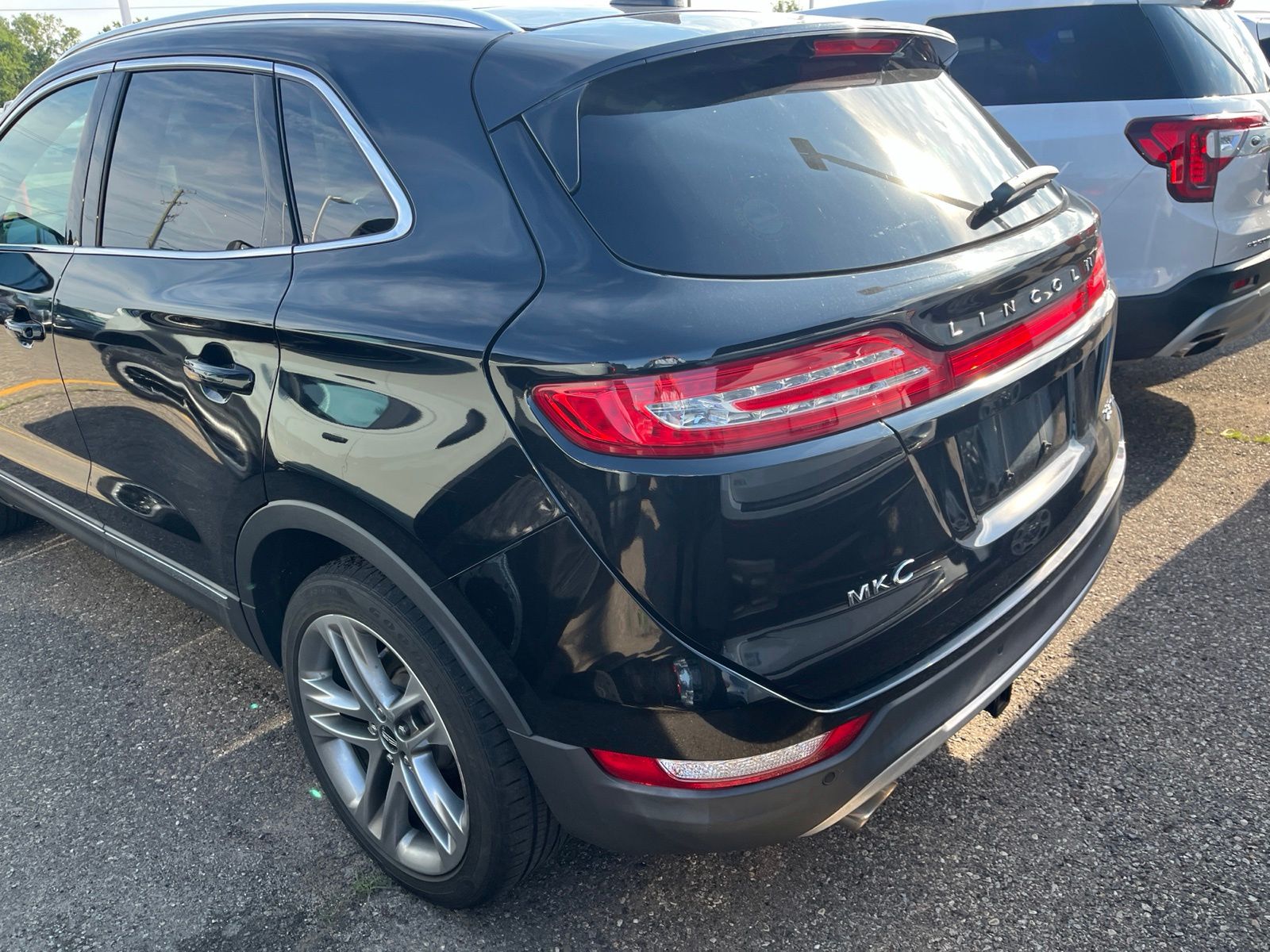 Thumbnail: 2017 Lincoln MKC - 9
