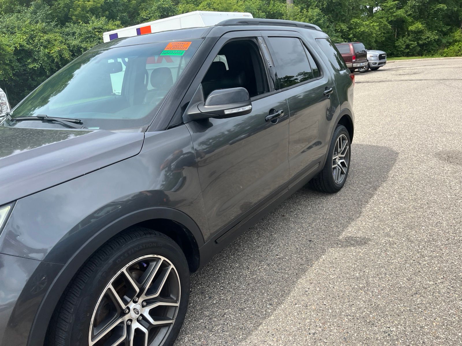 Thumbnail: 2017 Ford Explorer - 7