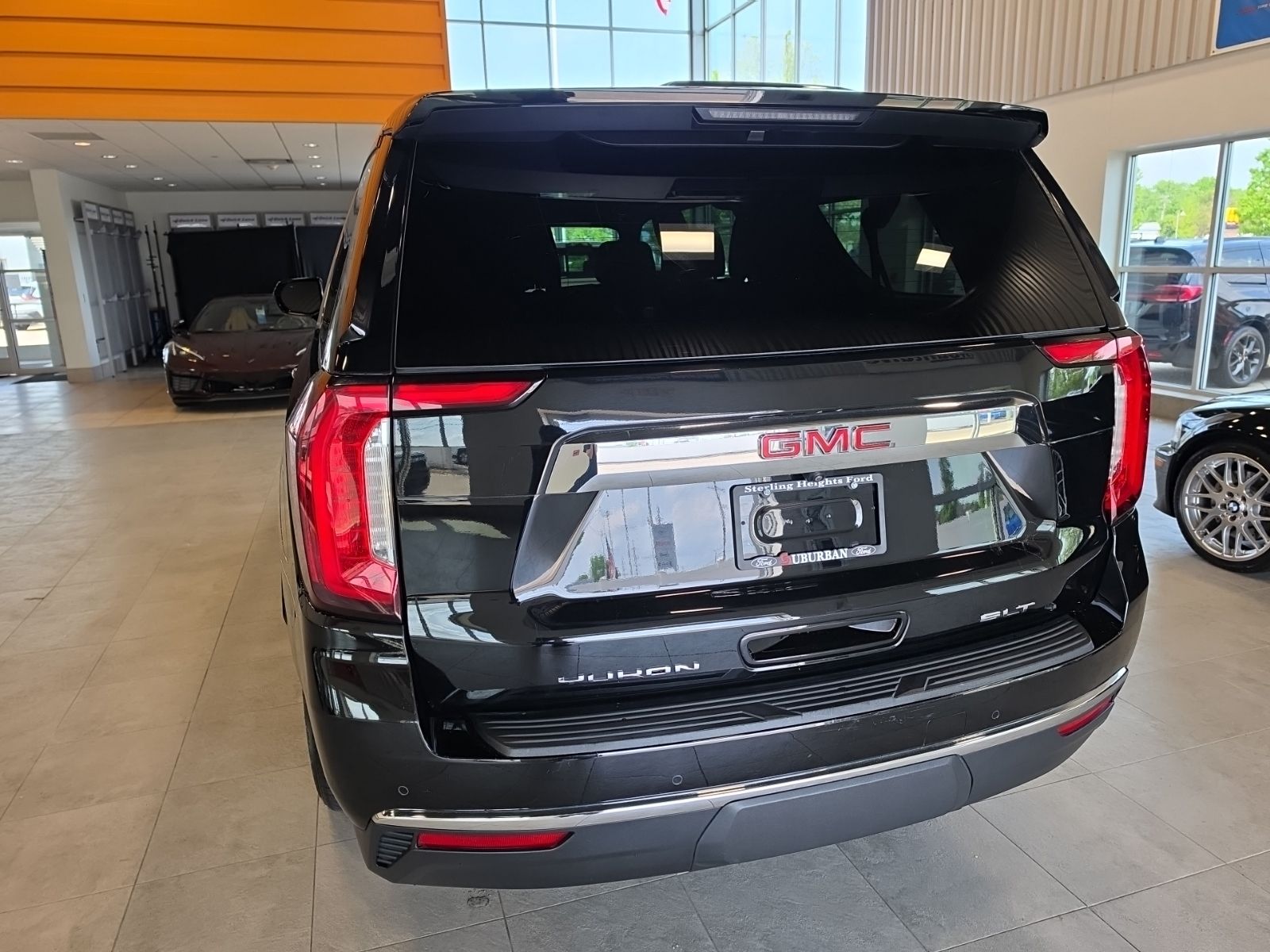 Thumbnail: 2023 GMC Yukon XL - 10
