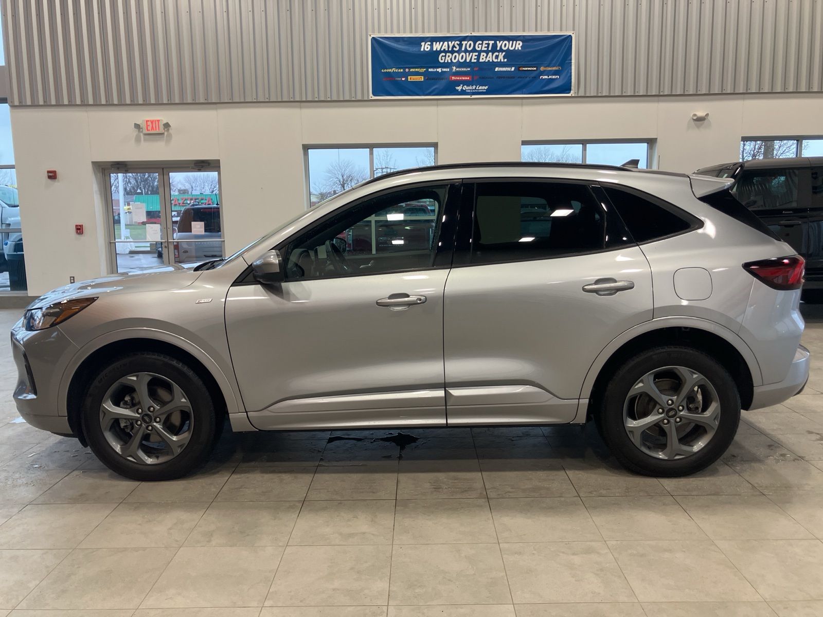 Thumbnail: 2023 Ford Escape - 8
