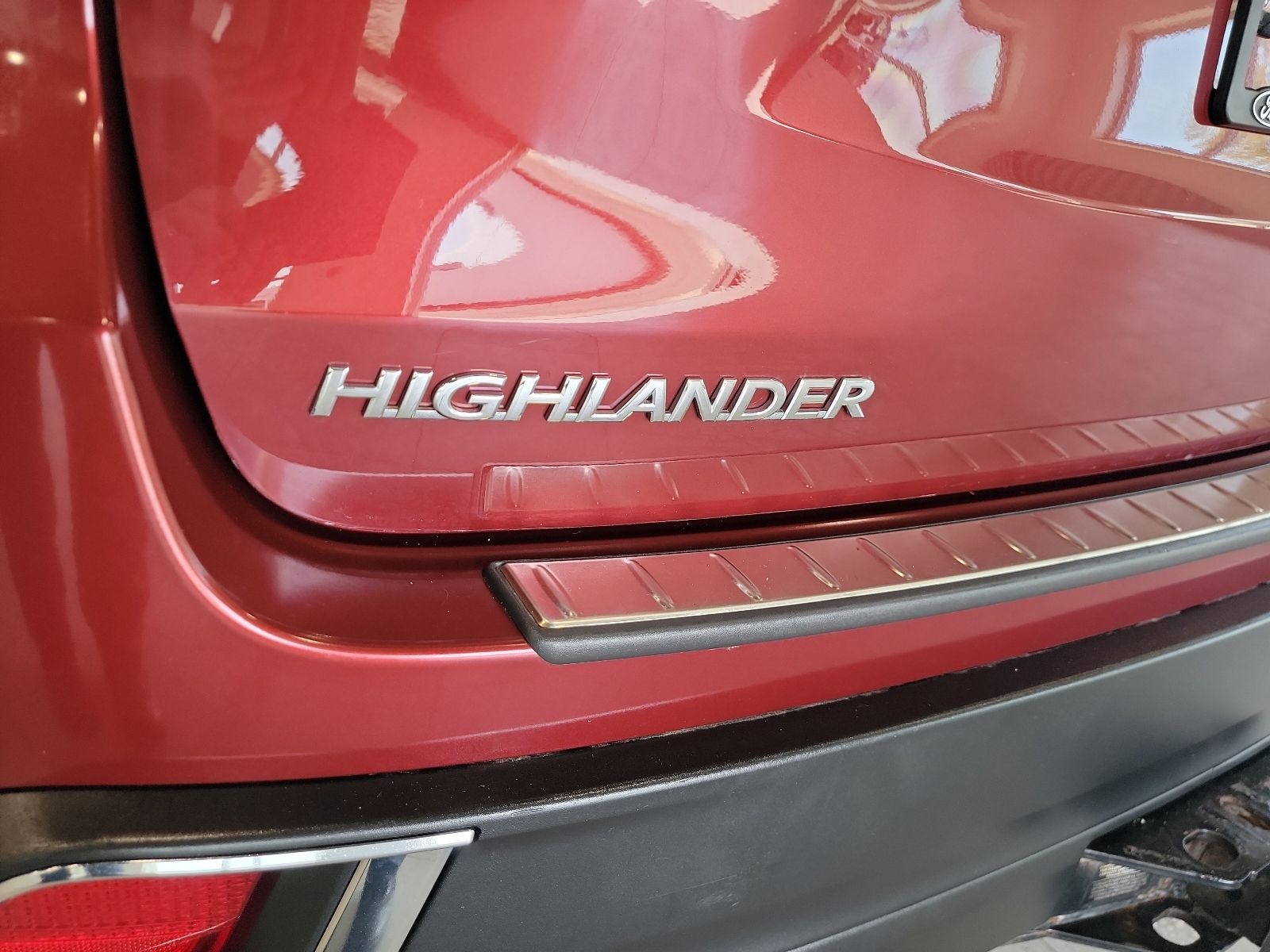 Thumbnail: 2019 Toyota Highlander - 10