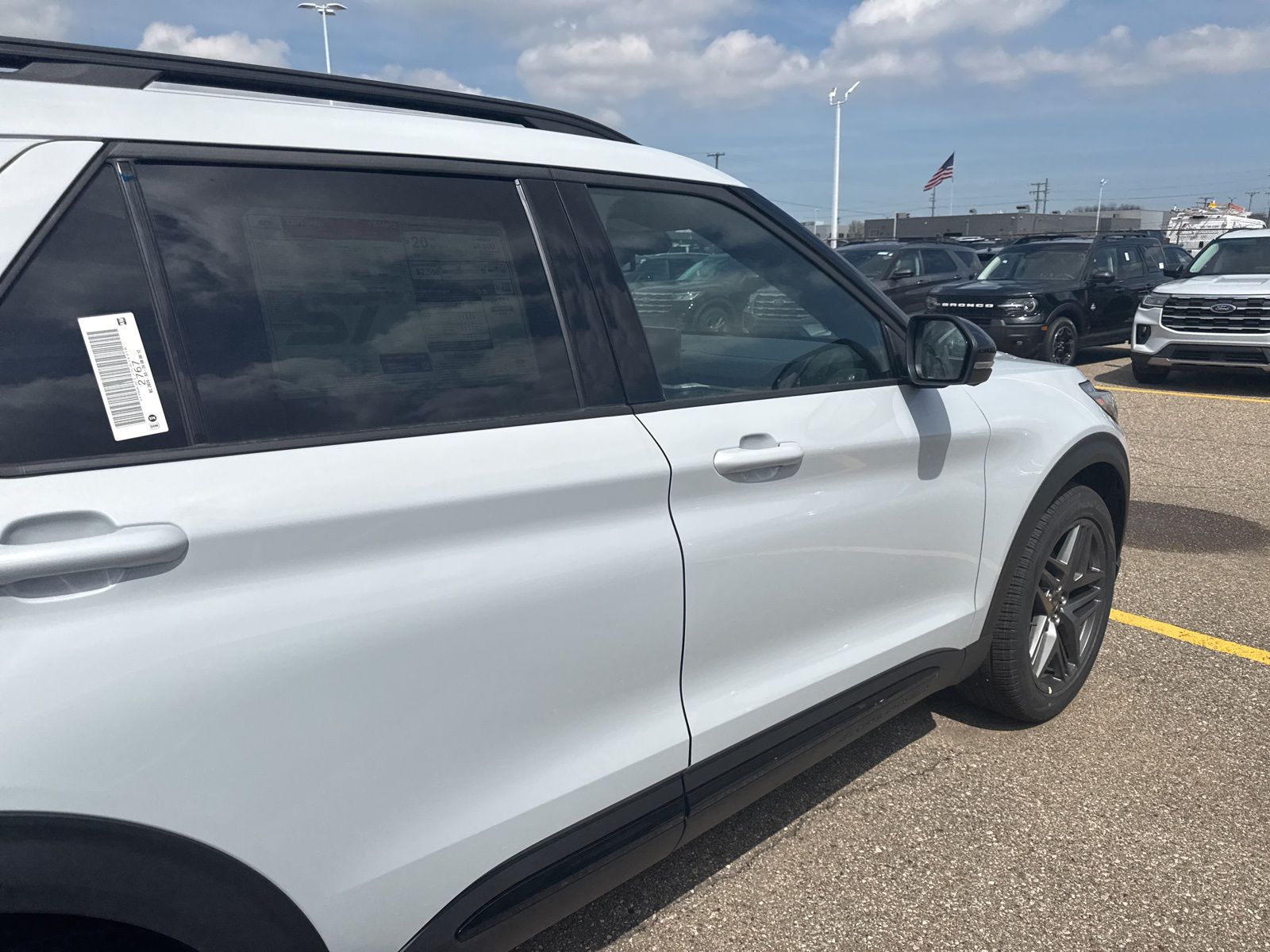 Thumbnail: 2026 Ford Explorer - 8