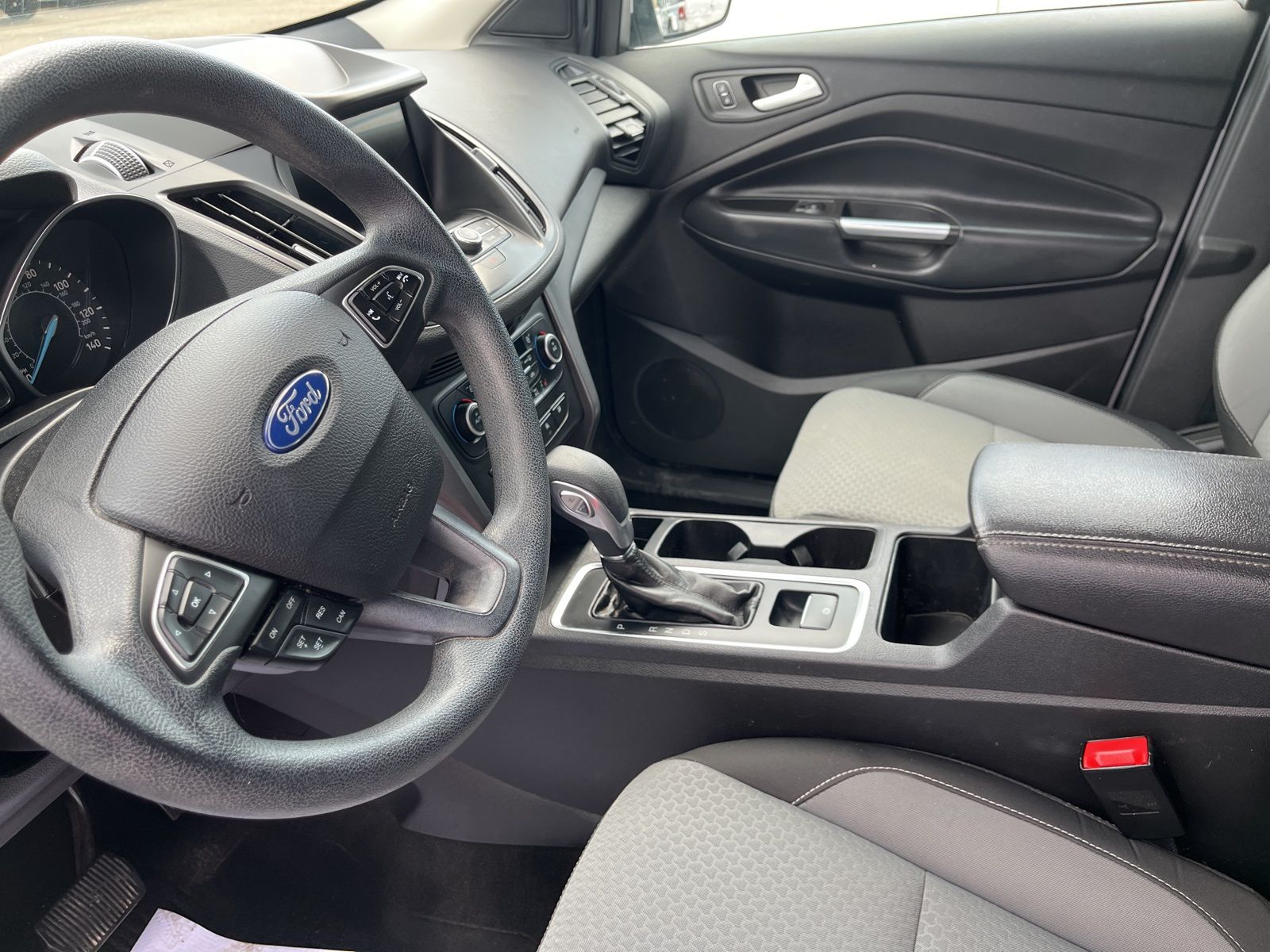 Thumbnail: 2019 Ford Escape - 24