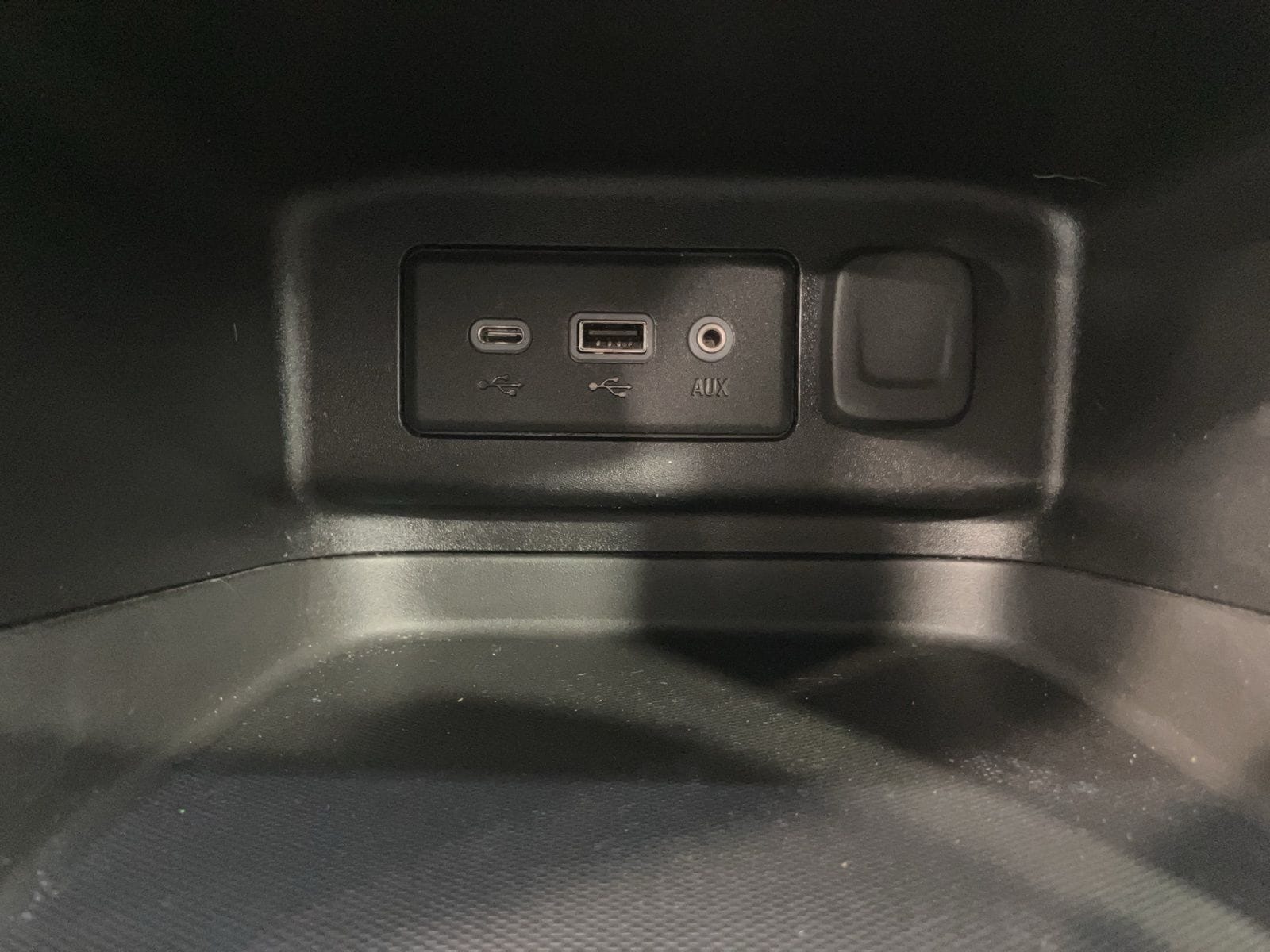 Thumbnail: 2019 Chevrolet Equinox - 16