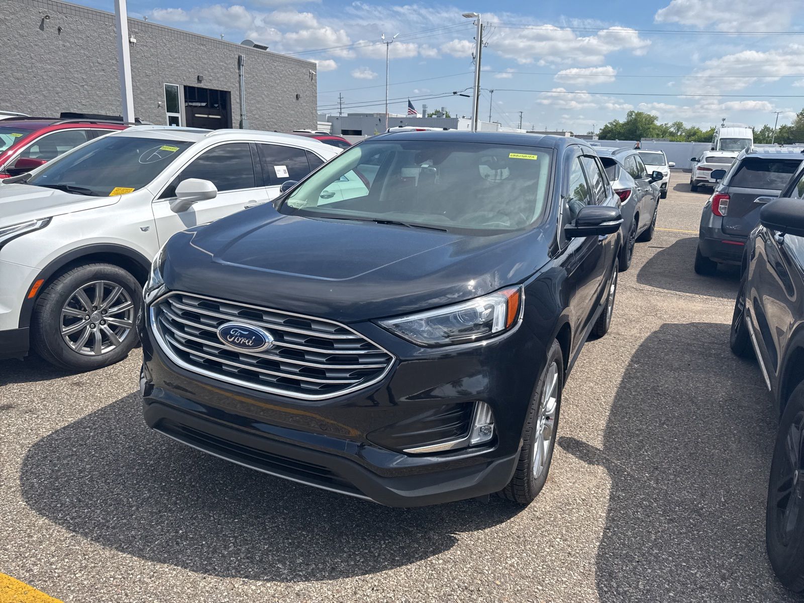 Thumbnail: 2022 Ford Edge - 3