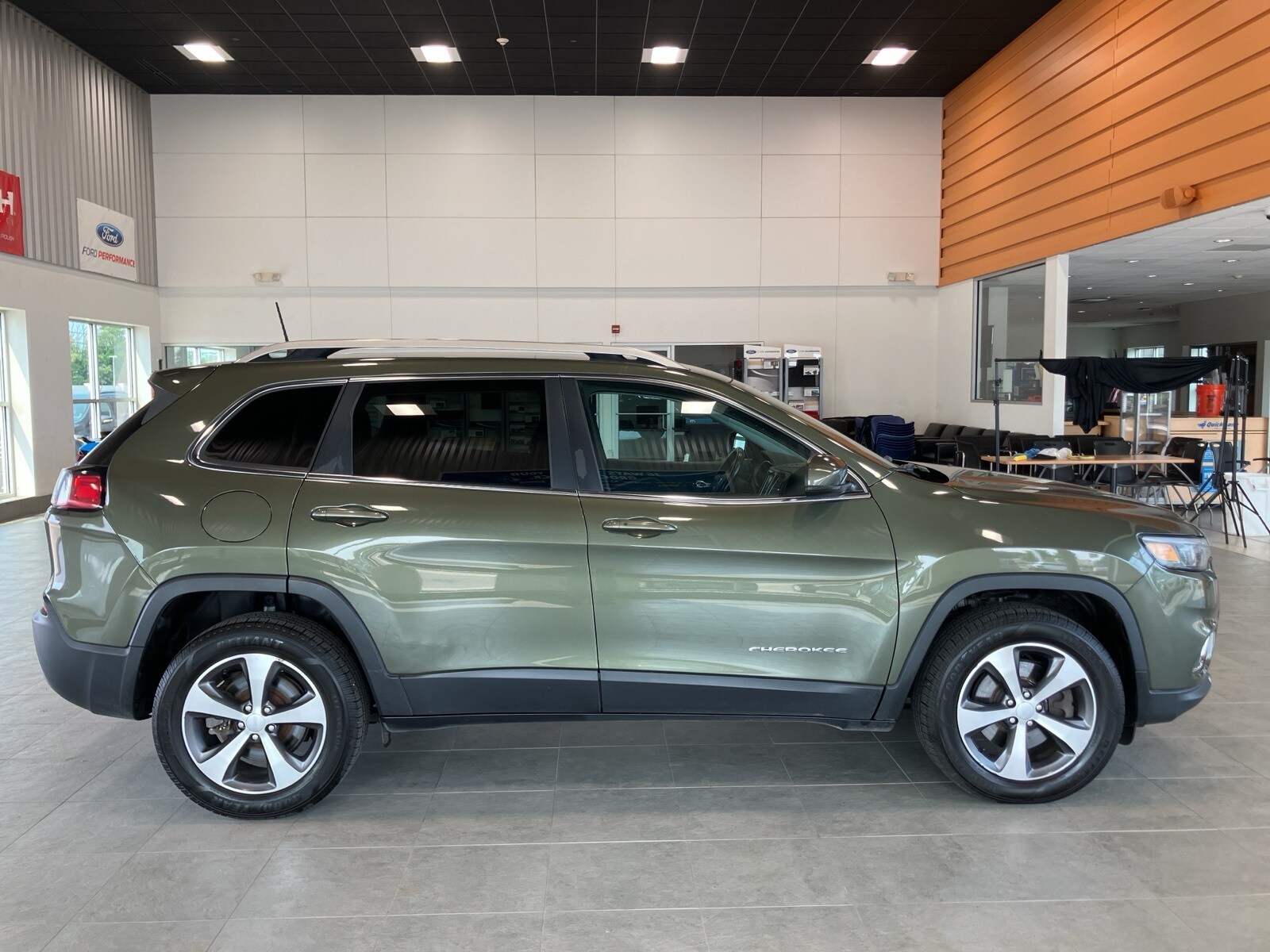 2020 Jeep Cherokee Limited photo 4