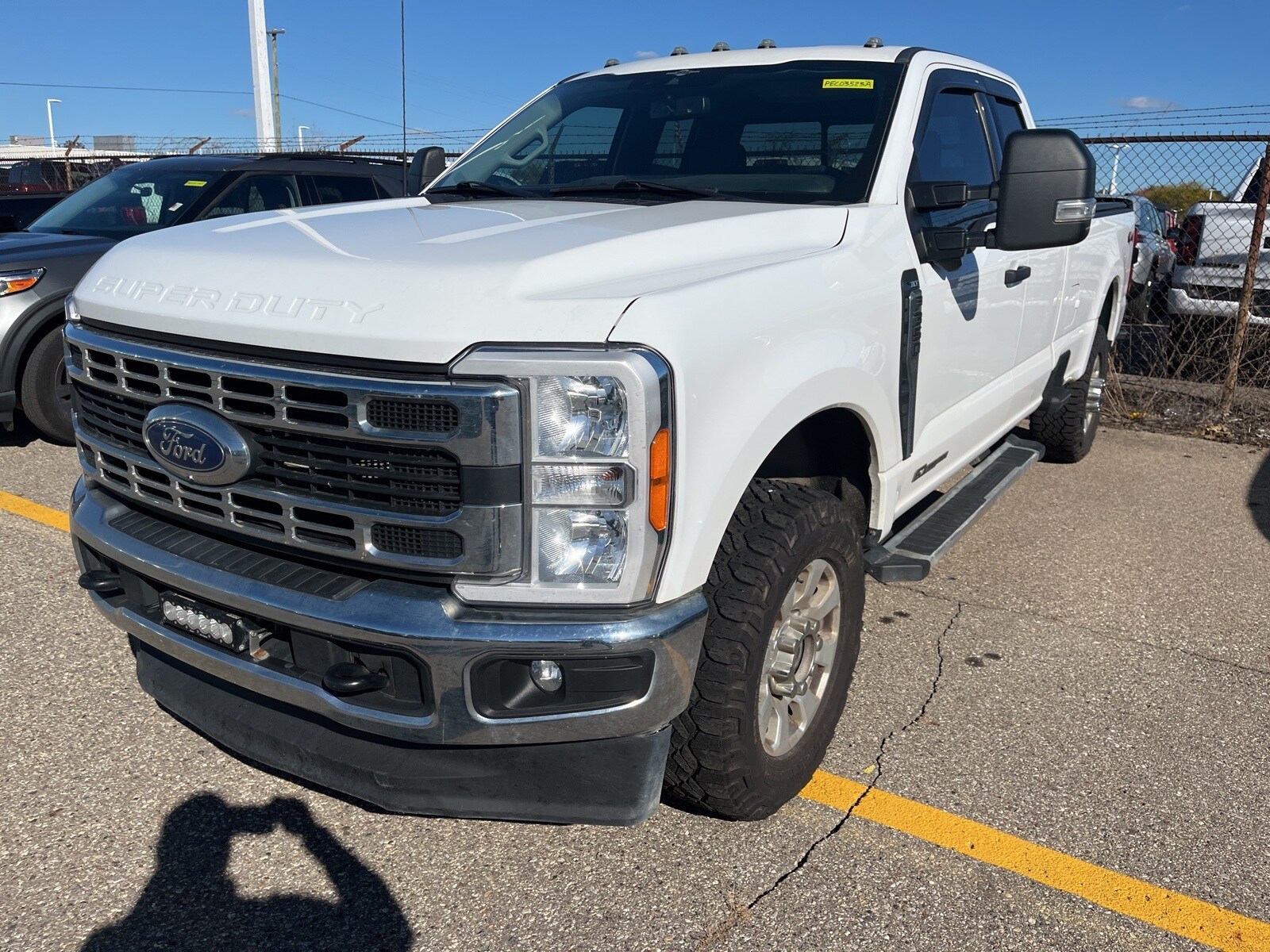 2023 Ford F-350 photo 3