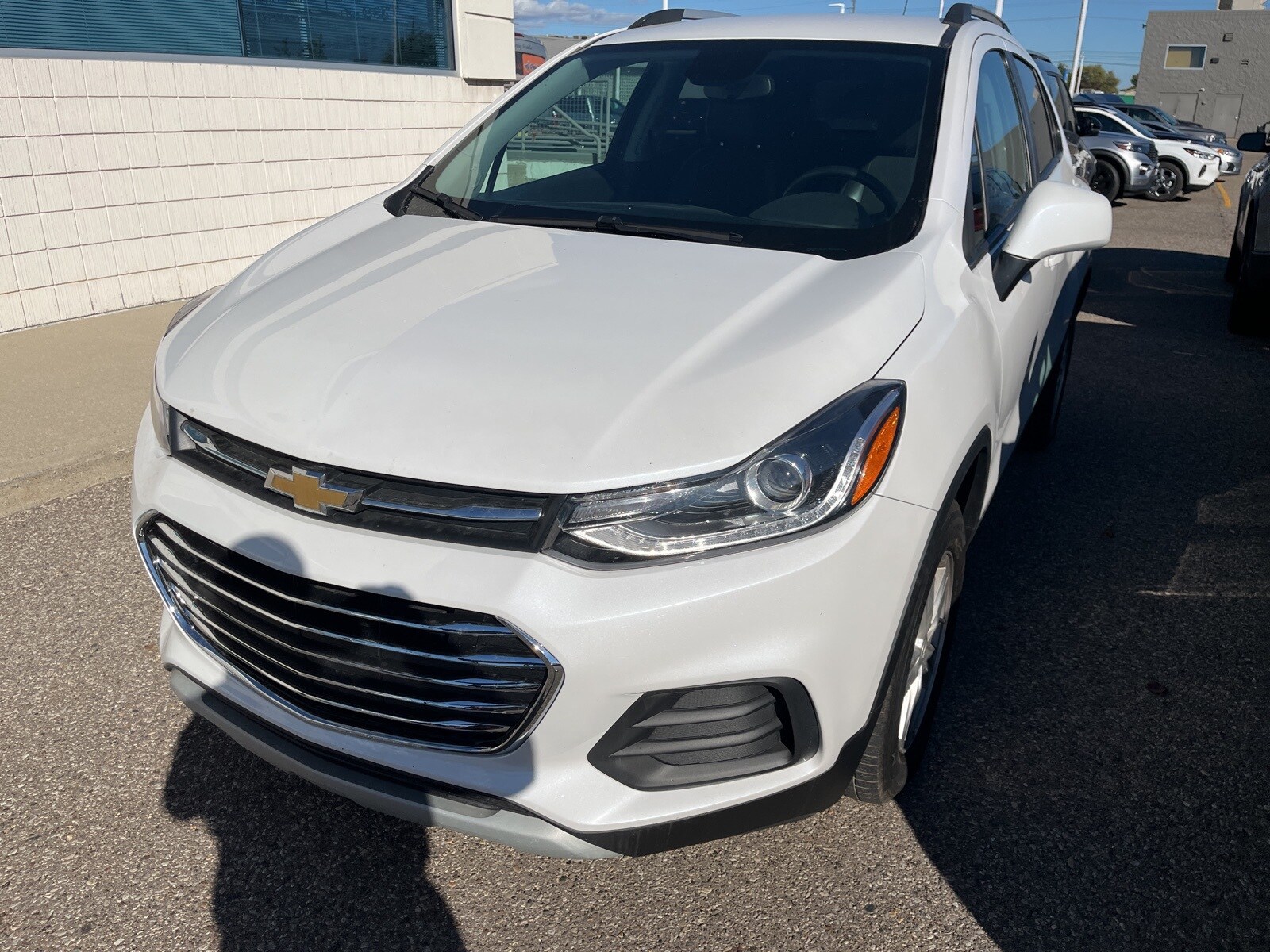 2022 Chevrolet Trax LT photo 2