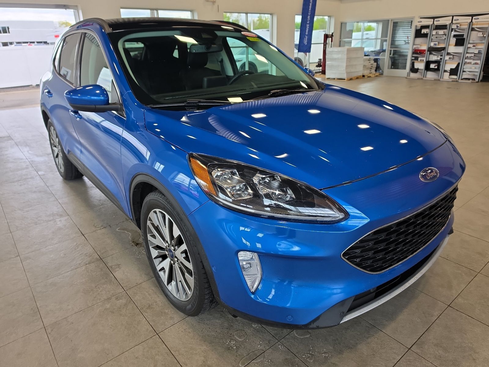 Thumbnail: 2021 Ford Escape - 4
