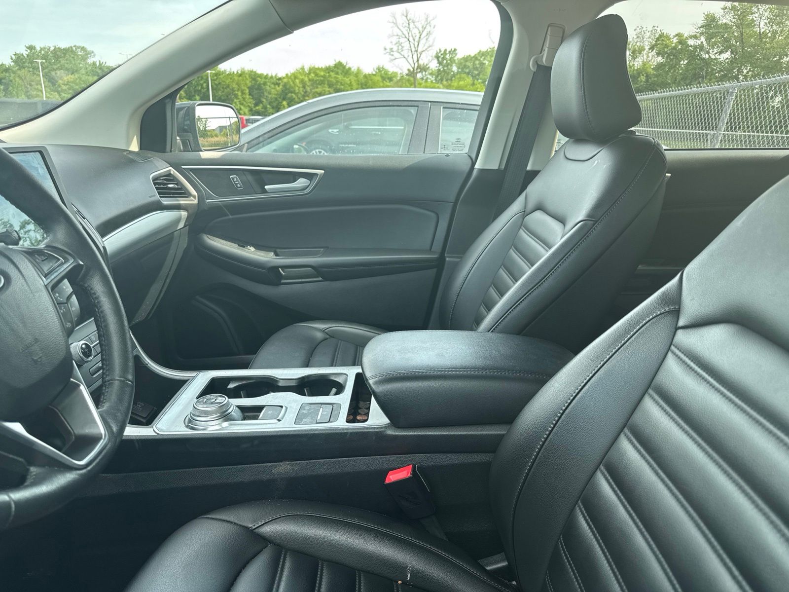 Thumbnail: 2022 Ford Edge - 31