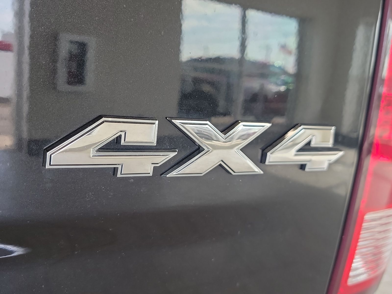 Thumbnail: 2019 RAM 1500 Classic - 11