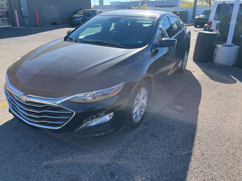 Used 2025 Chevrolet Malibu LT Sedan