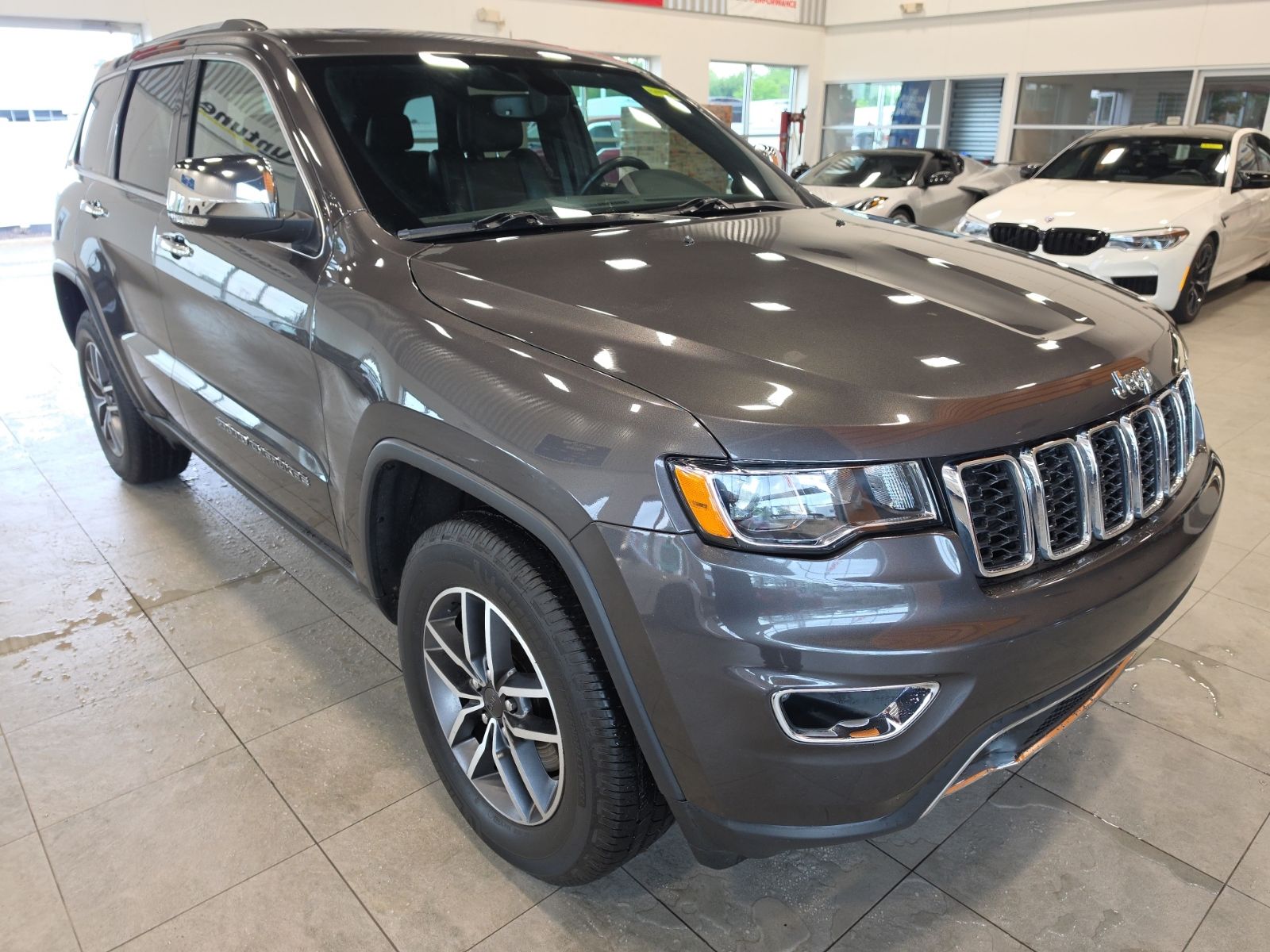 Thumbnail: 2021 Jeep Grand Cherokee - 4