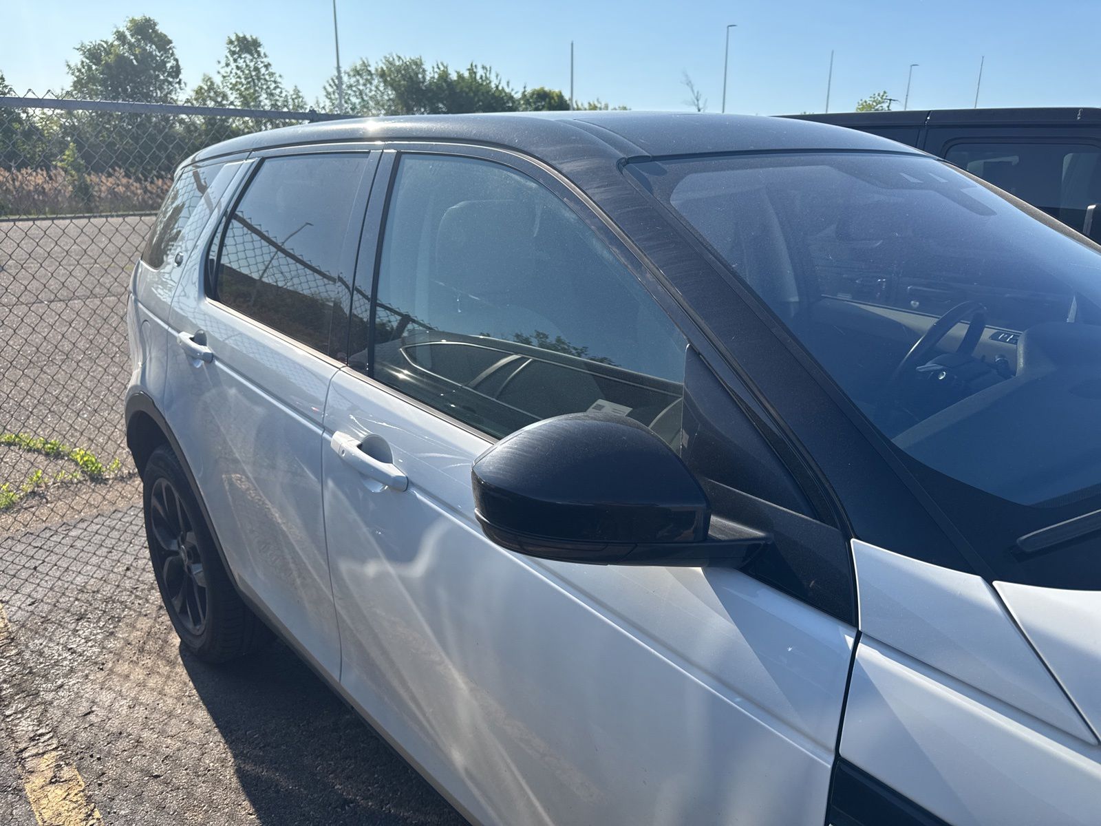 Thumbnail: 2019 Land Rover Discovery Sport - 19