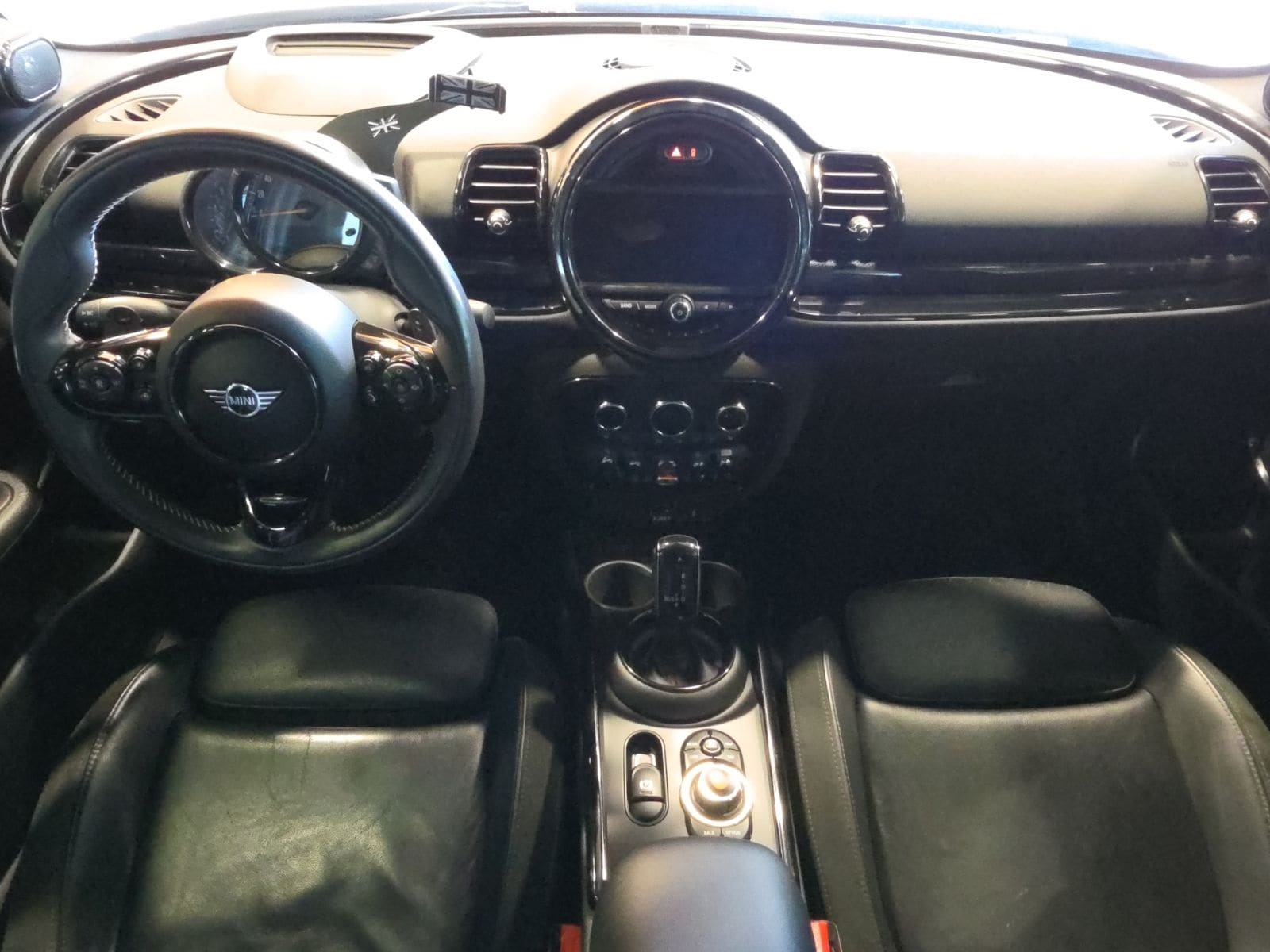 Thumbnail: 2020 MINI Cooper Clubman - 32