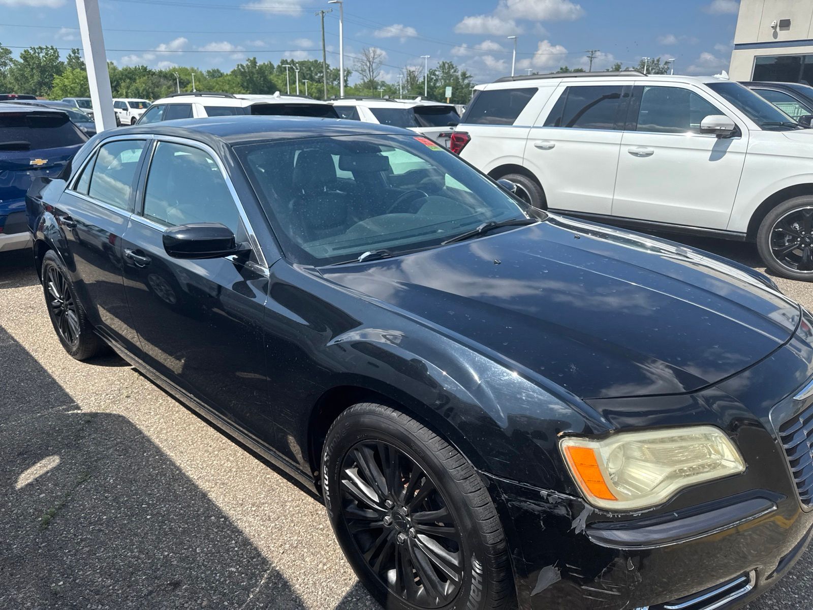 Thumbnail: 2014 Chrysler 300 - 8