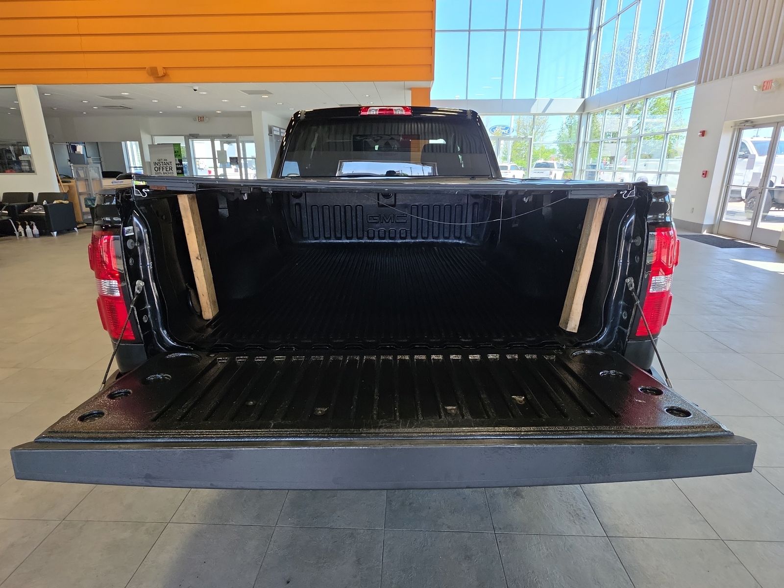 Thumbnail: 2015 GMC Sierra 1500 - 29