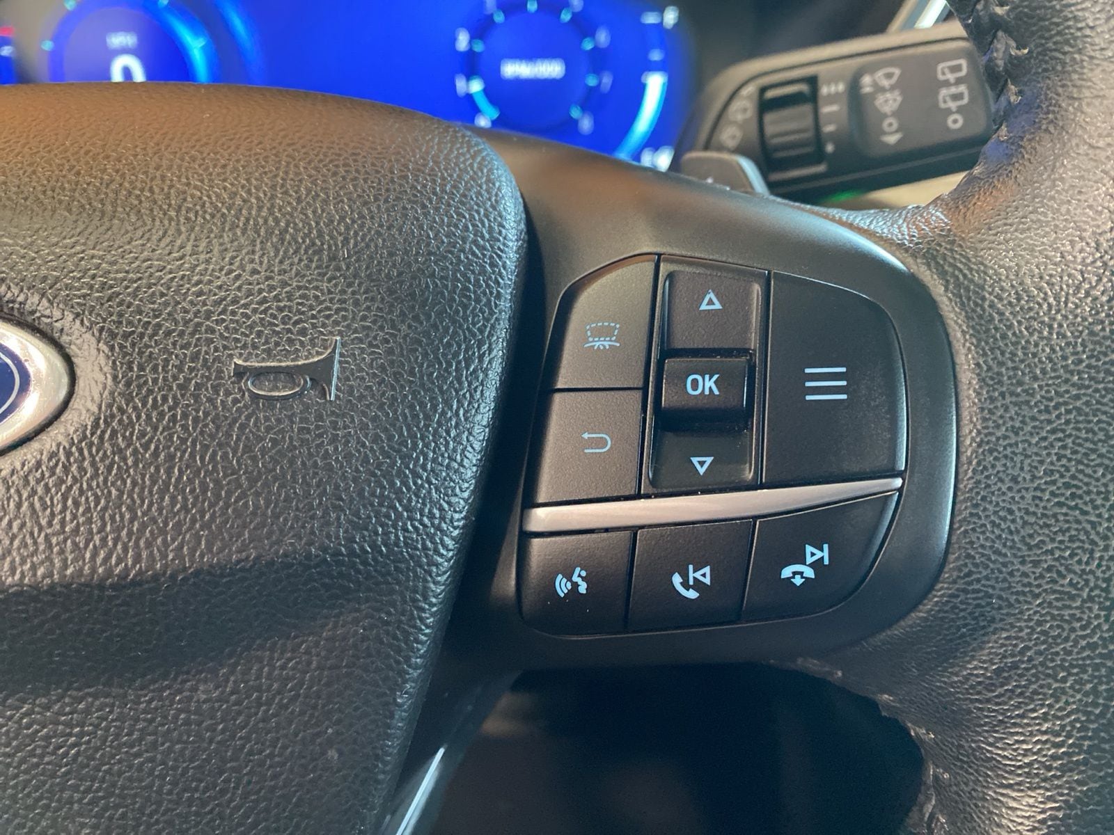 Thumbnail: 2020 Ford Escape - 21