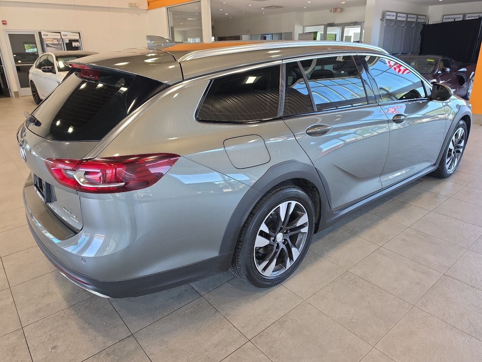 Thumbnail: 2019 Buick Regal - 7