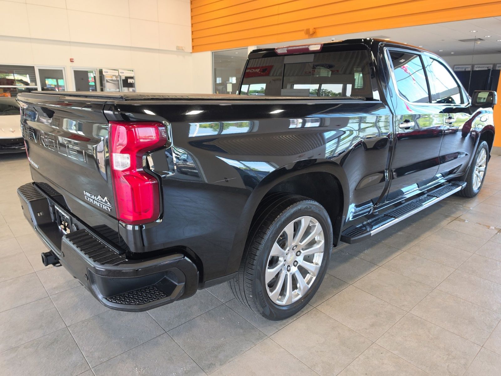 Thumbnail: 2019 Chevrolet Silverado 1500 - 7