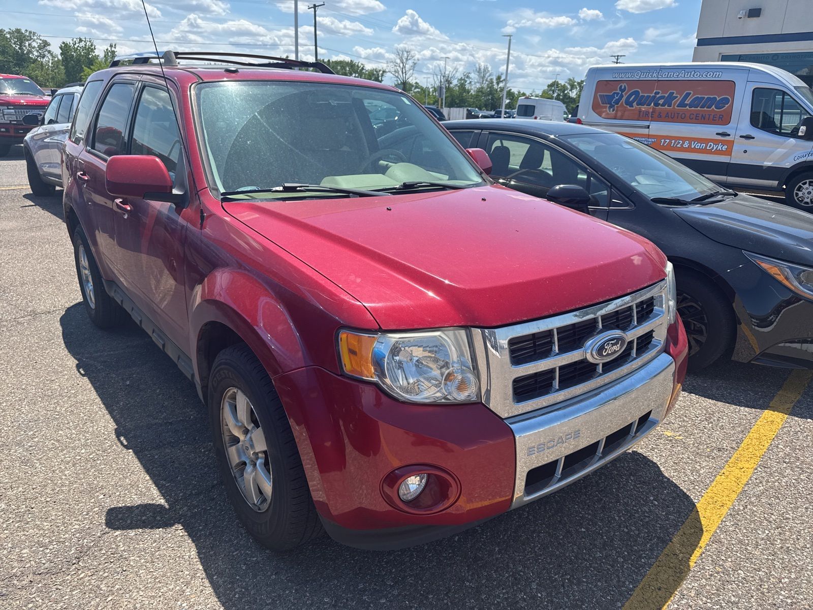 Thumbnail: 2011 Ford Escape - 6
