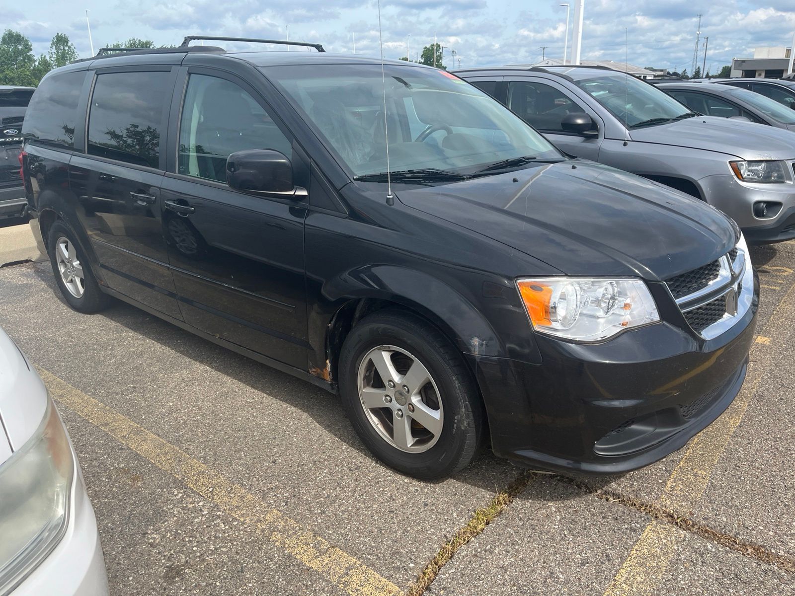 Thumbnail: 2012 Dodge Grand Caravan - 17